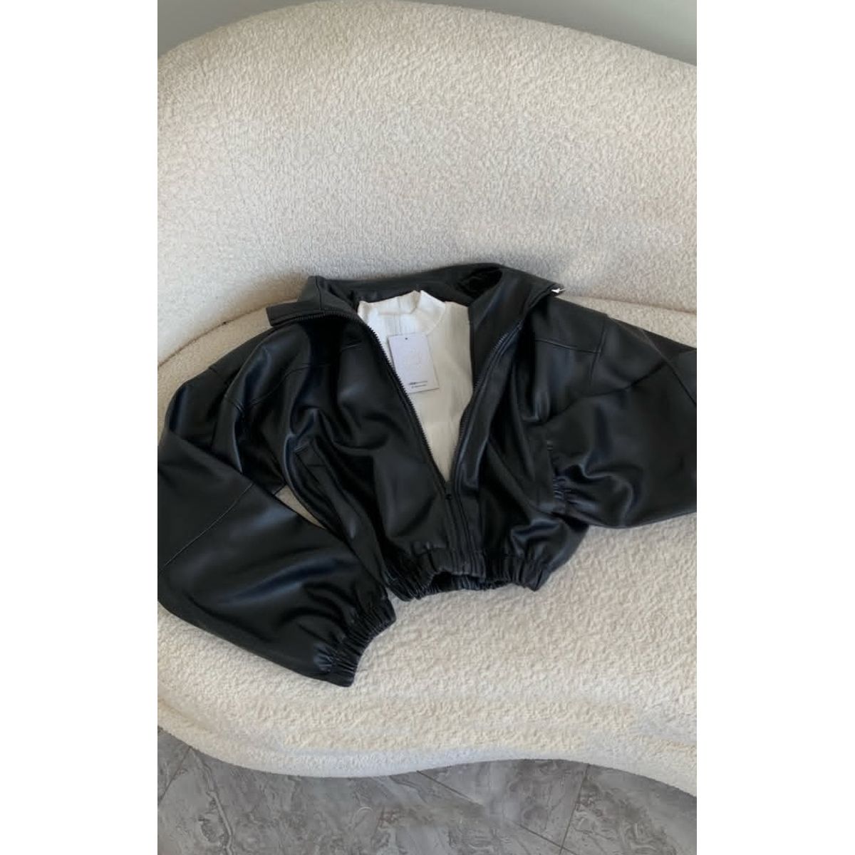 GENERICO - BOMBER JACKET OVERSIZE CUERINA PARA MUJER