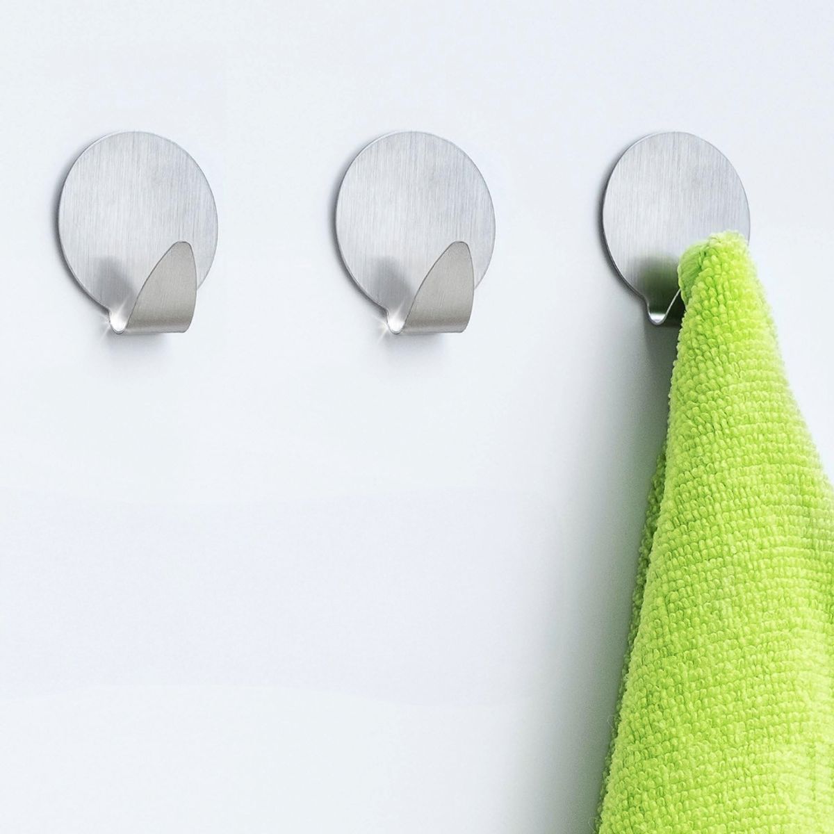 GENERICO - Colgador Adhesivo Multifuncional para Colgar Accesorios x3