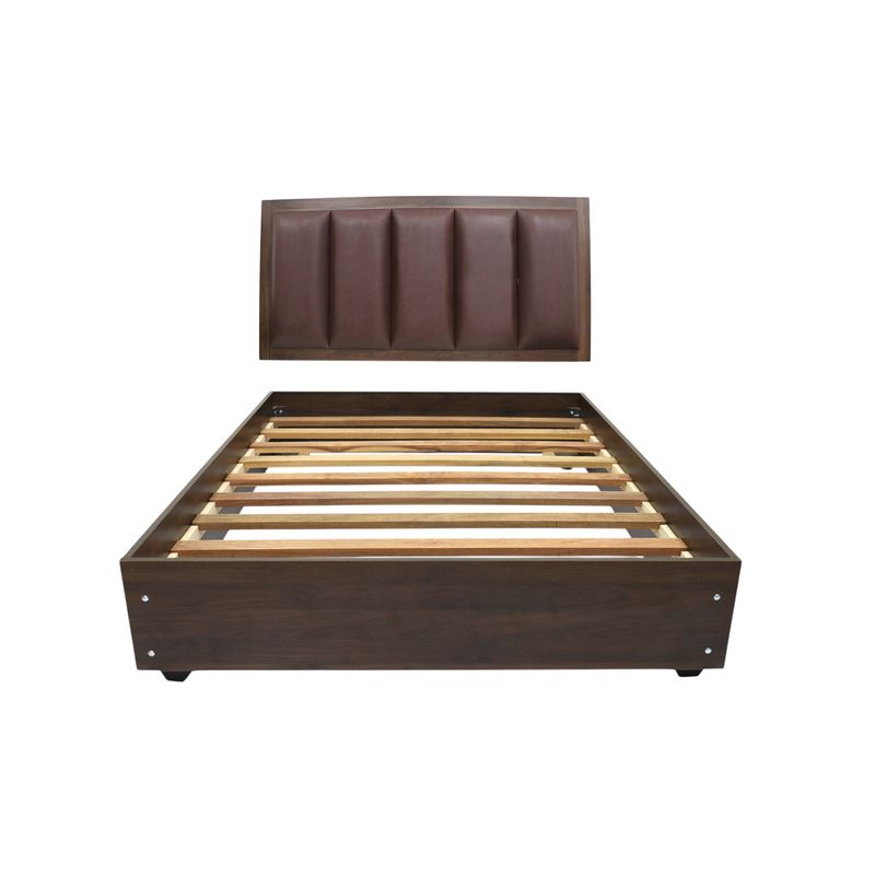 MUEBLES MACRUMO - Cama de melamina tapizada de ultra cuero modelo Cali - Queen Plz - Marrón