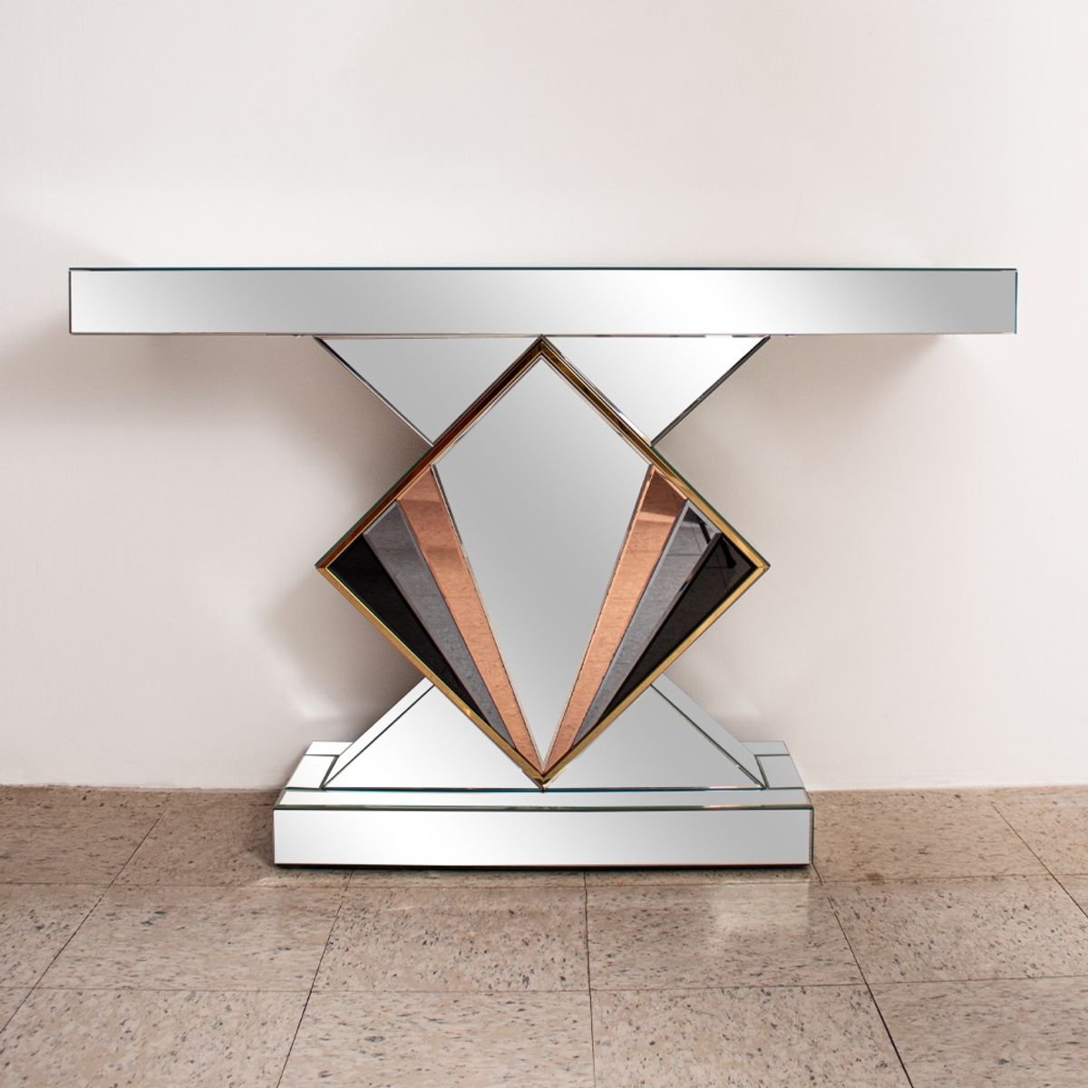 PANADECOR - Consola Panadecor Espejada Con Diseño Geométrico 120Cm