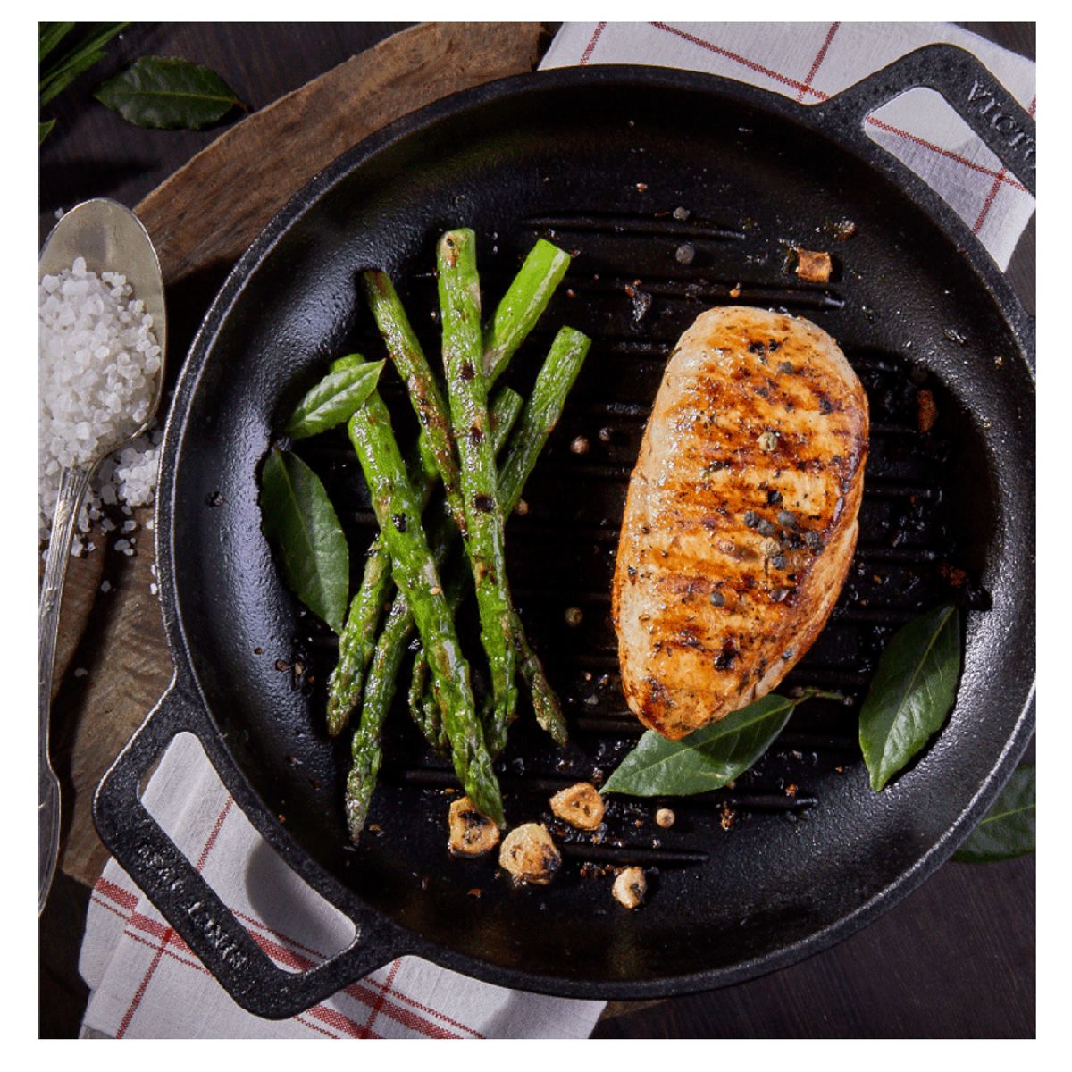 VICTORIA - SARTEN GRILL DE HIERRO FUNDIDO 25 CM DIAMETRO PRECURADA DOBLE ASA