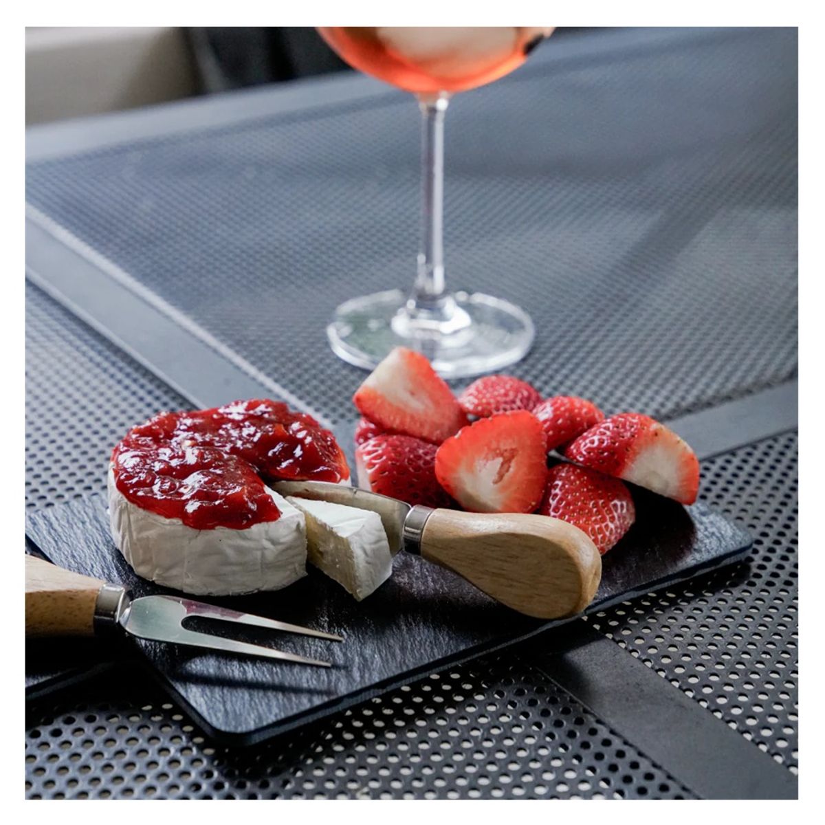 WAYU - TABLA PIEDRA PIZARRA WAYU PARA APERITIVO CON UTENSILIOS