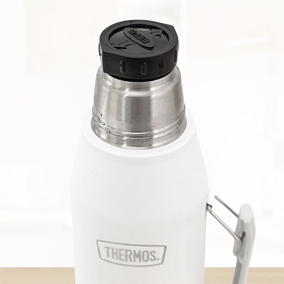 THERMOS - Thermos 1.3 lt Para Líquidos Blanco OUTDO