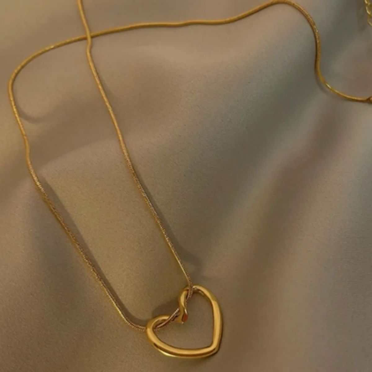 GENERICO - COLLAR DE CORAZON ACERO INOXIDABLE