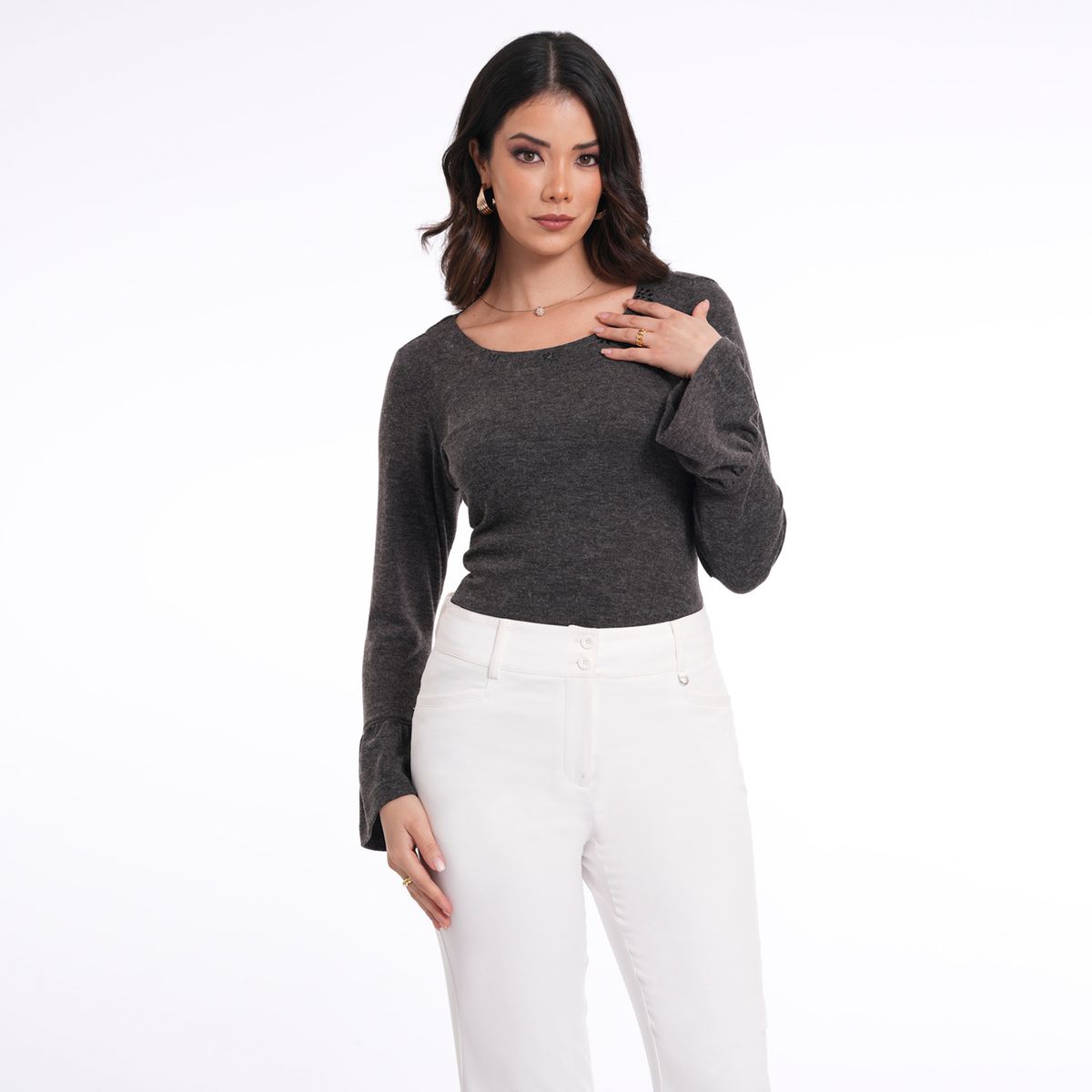 MAE ALCOTT - CHOMPA CARLOTA MAE ALCOTT