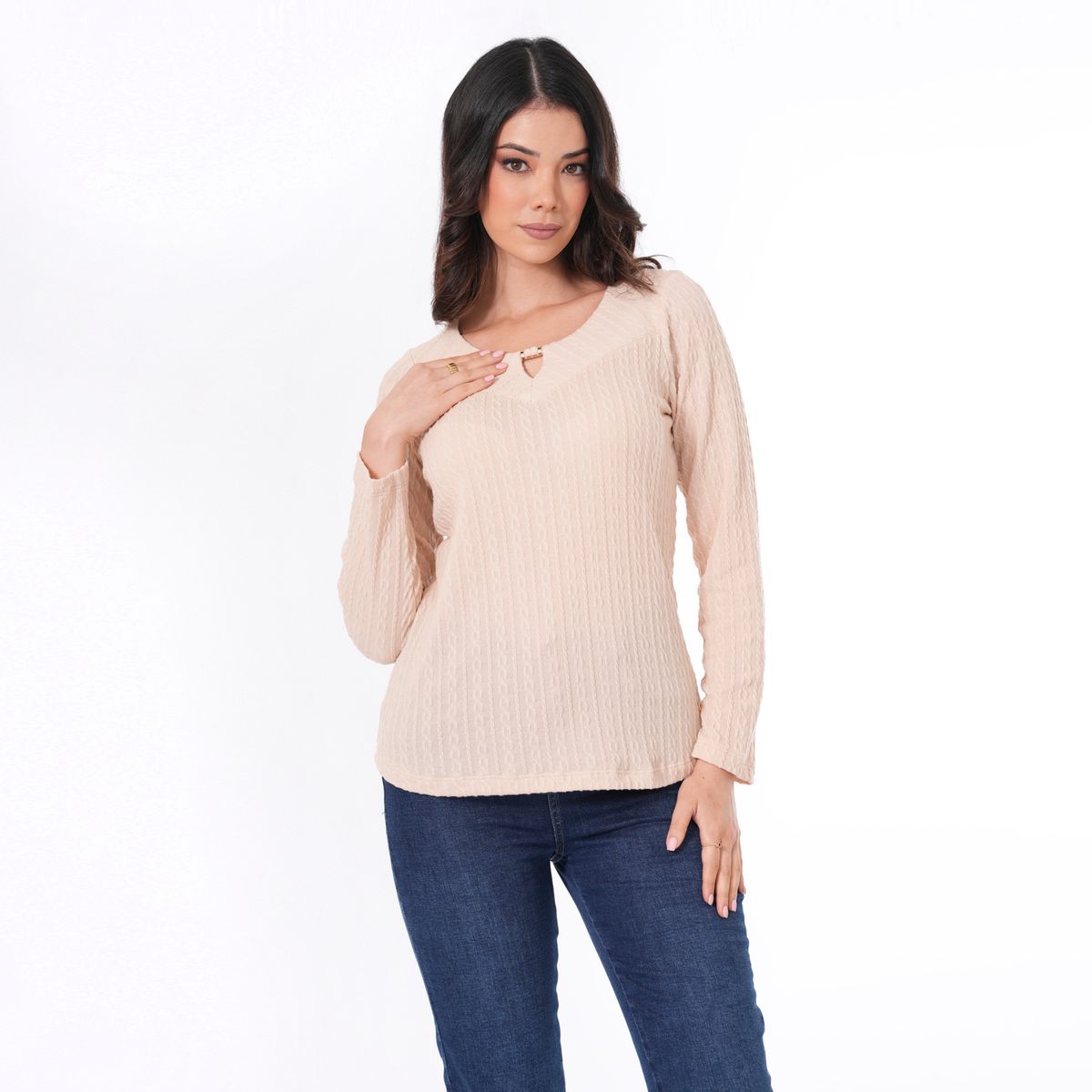 MAE ALCOTT - CHOMPA MANUELA MAE ALCOTT