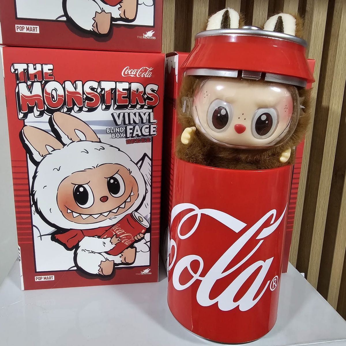 KAWAI - Dupe Bubu en Lata Serie Coca Cola