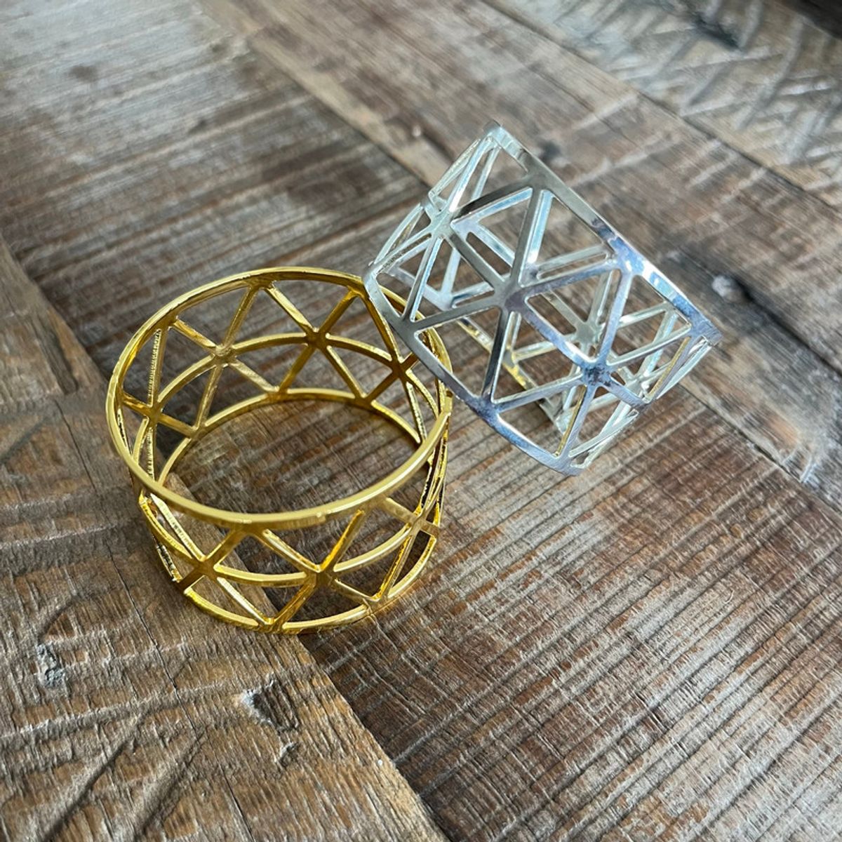 D'MESA - Set 4 Aros servilleteros metal dorado estilo moderno y lujoso