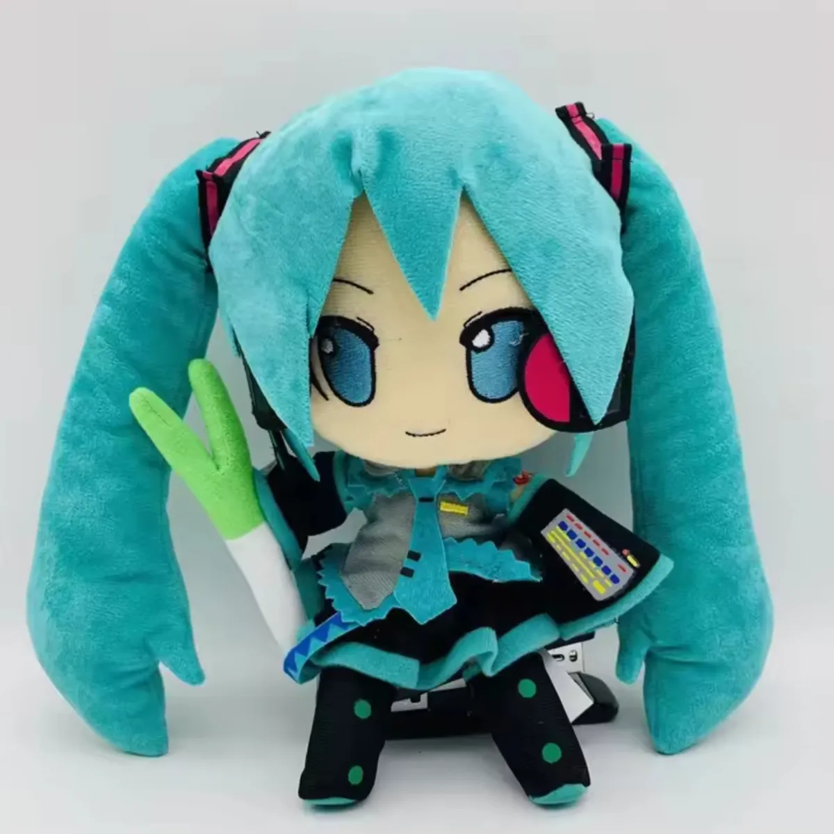 GENERICO - Peluche Hatsune Miku 25 cm - Edición Especial Vocaloid