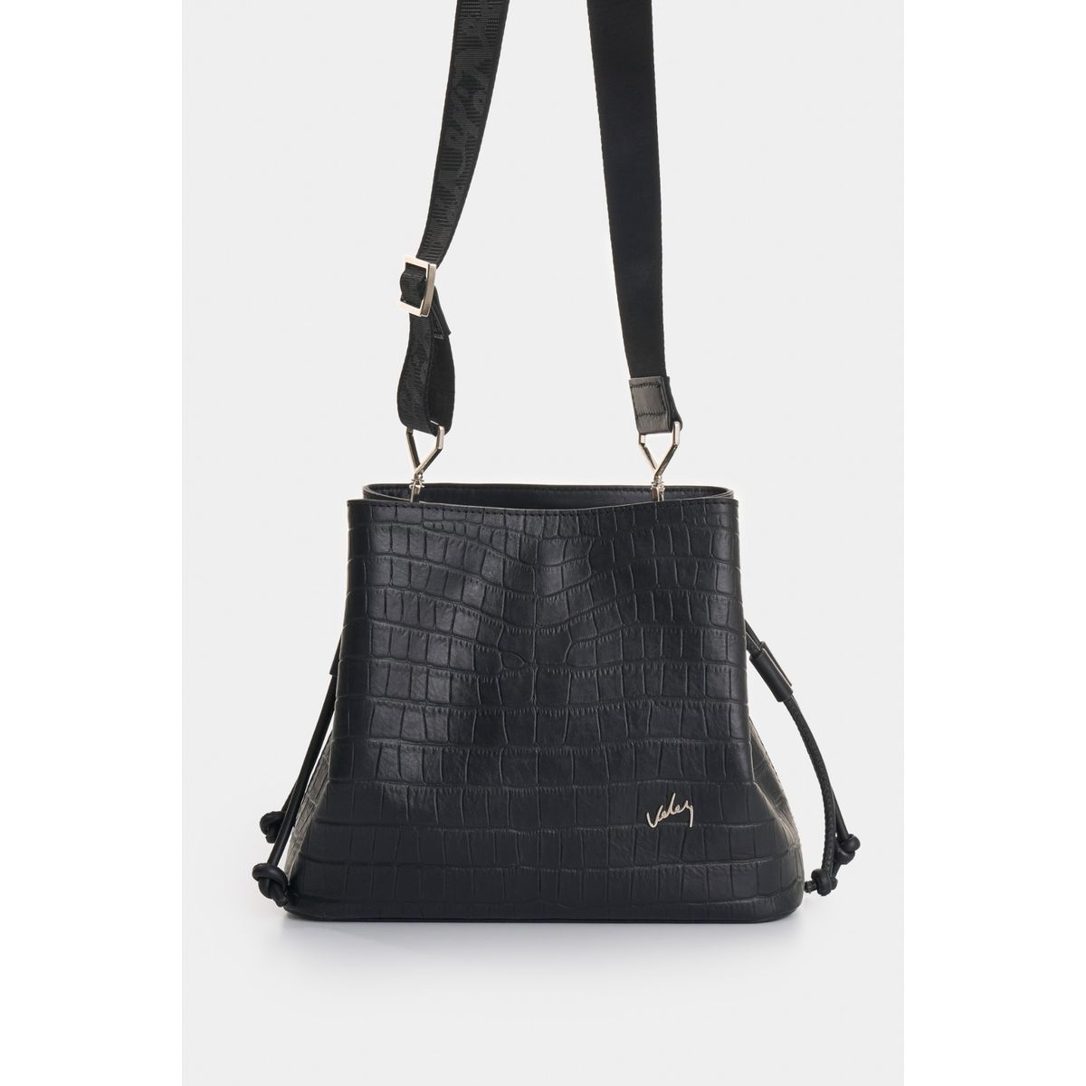 VELEZ - Vélez Bandolera Goji De Cuero Mujer Detalle Grabado Negro