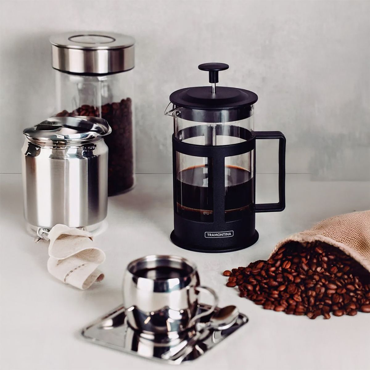 TRAMONTINA - Cafetera Francesa Tramontina en Vidrio y Polipropileno Negro 1 L