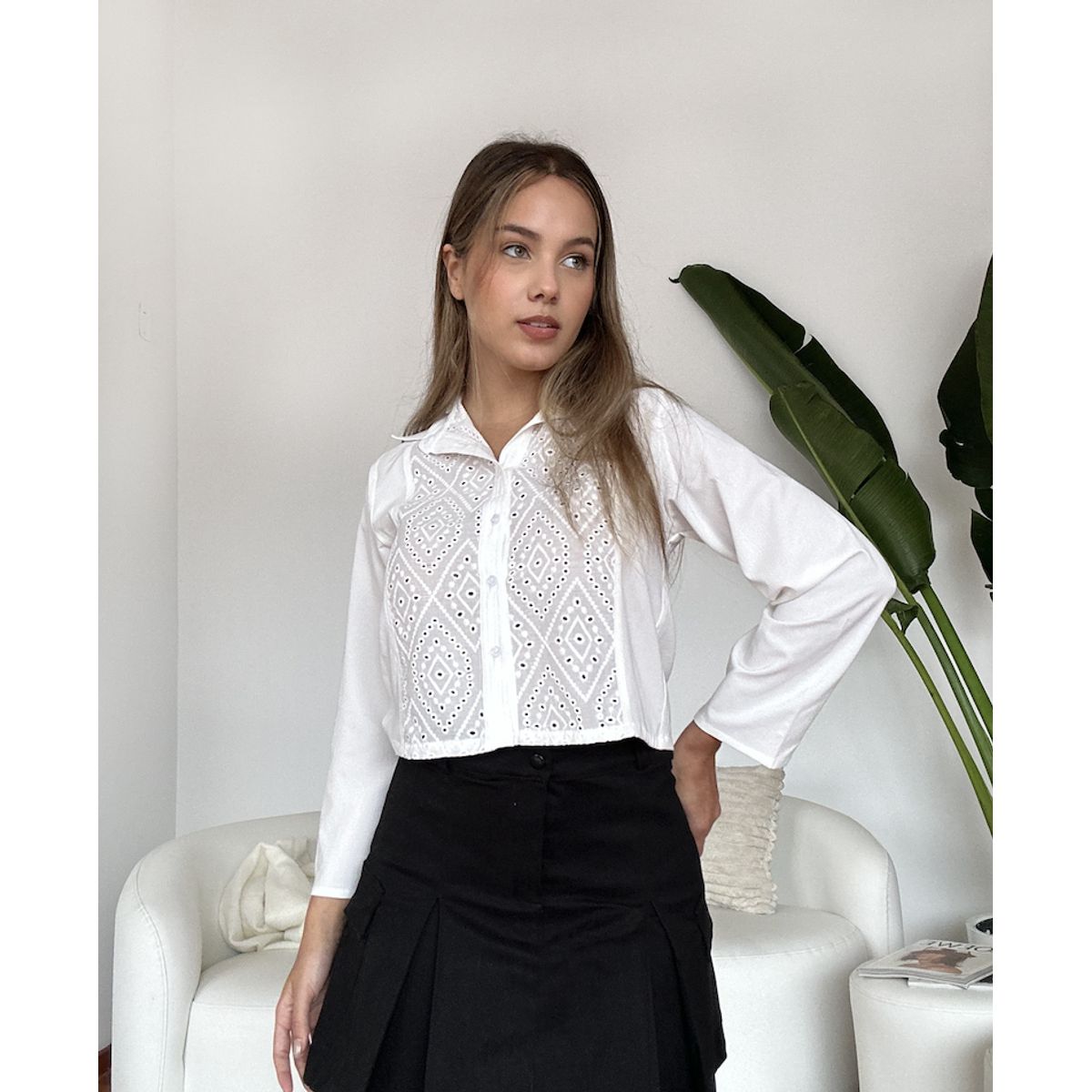 SOLARY - Blusa Blanca Bordada Ale