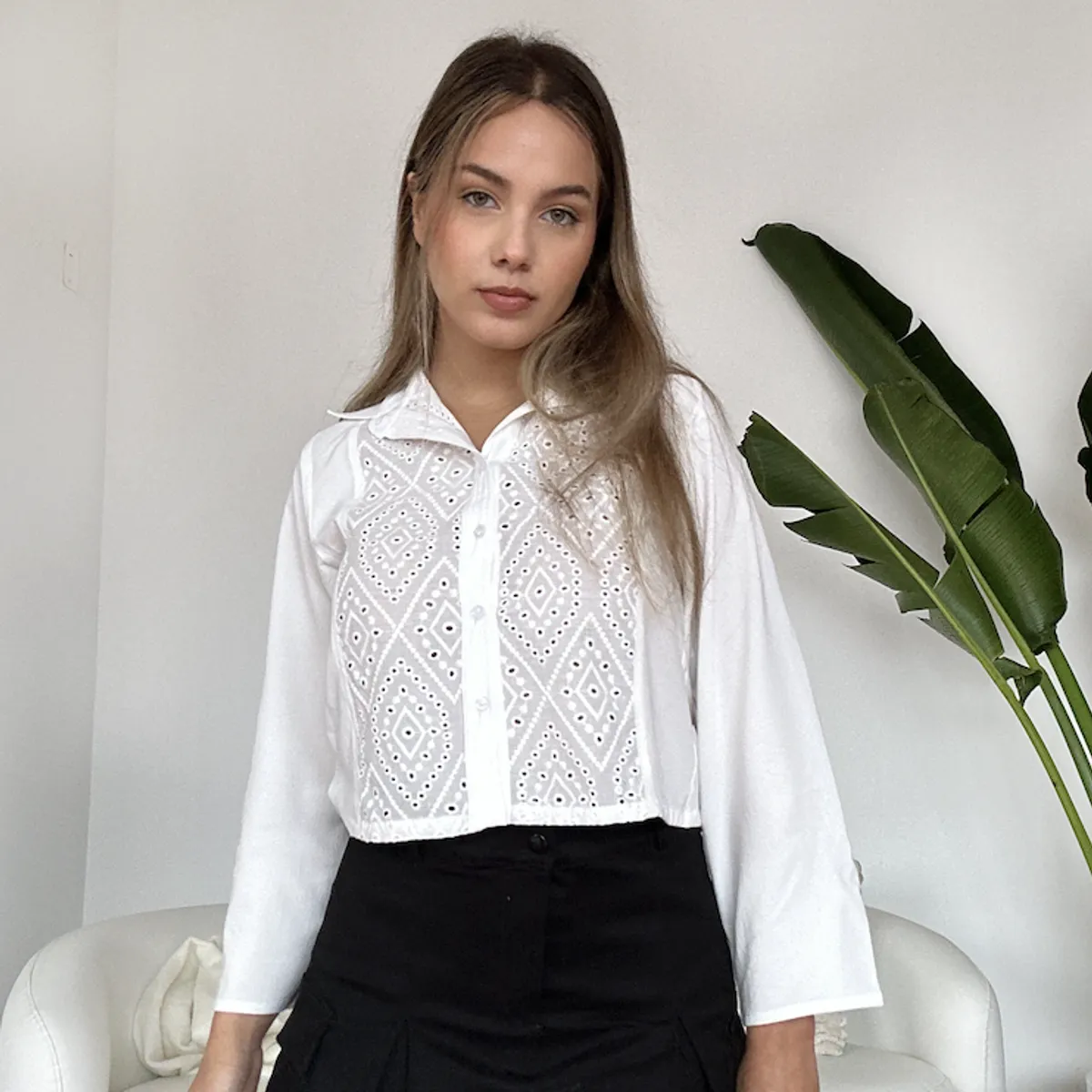 SOLARY - Blusa Blanca Bordada Ale