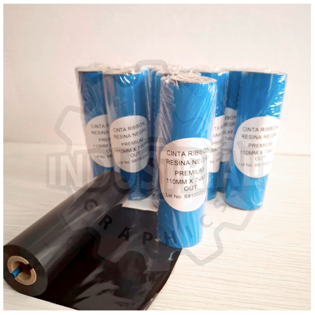 GENERICO - Cinta Ribbon RESINA Negra 110 mm x 74mts Out Tinta Térmica - 1 Unidad