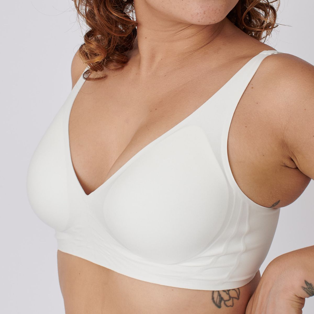 BENIE - Sostén Escote Profundo