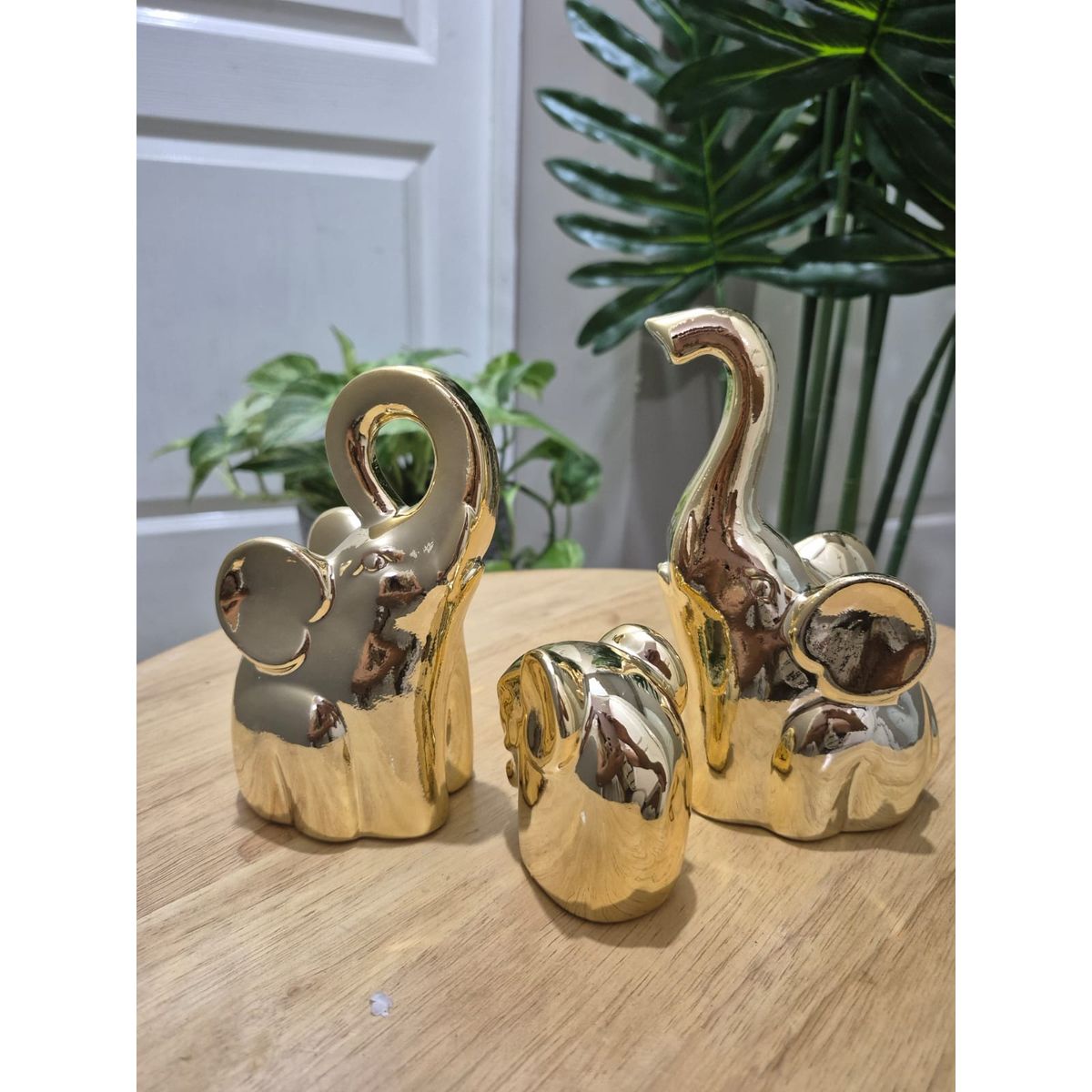 GENERICO - Familia De Elefantes Príncipe Dorado Brillo Valiente Pepita de Esperanza