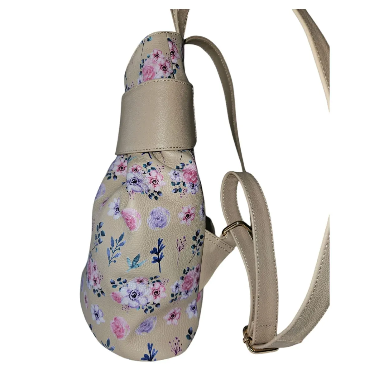 QARA - Mochila de Cuero Genuino con Estampado Floral  Hecha en Perú  QARA