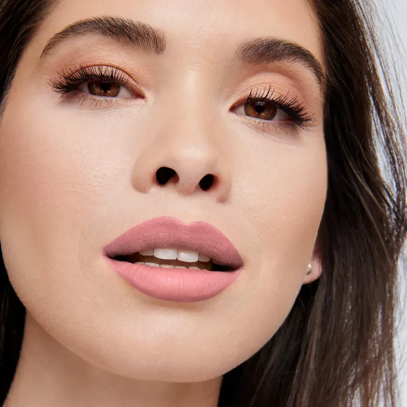 ESIKA - Labial Mate Rosa Clavel Color Addiction 4 g Esika