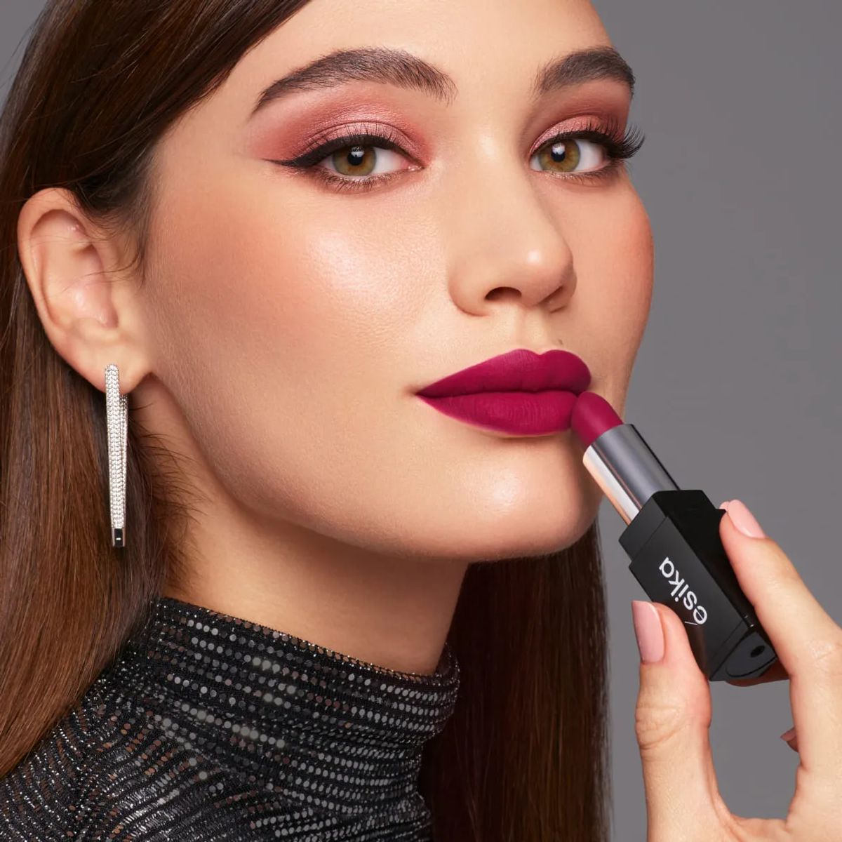 ESIKA - Labial Mate Fucsia Pasión Color Addiction 4 g Esika