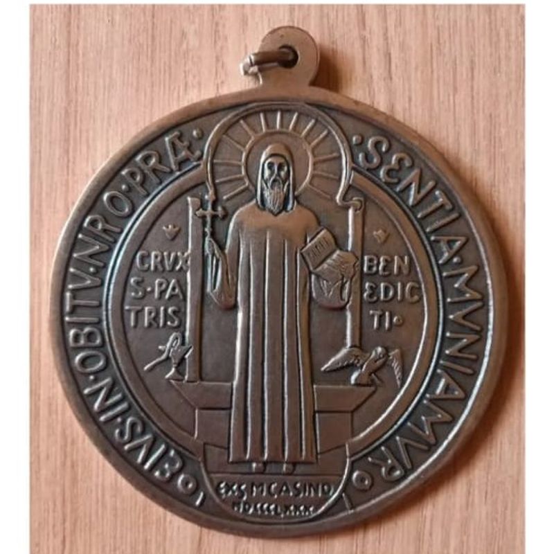 GENERICO - DIJE ADORNO DE SAN BENITO BRONCEAD0 9CM