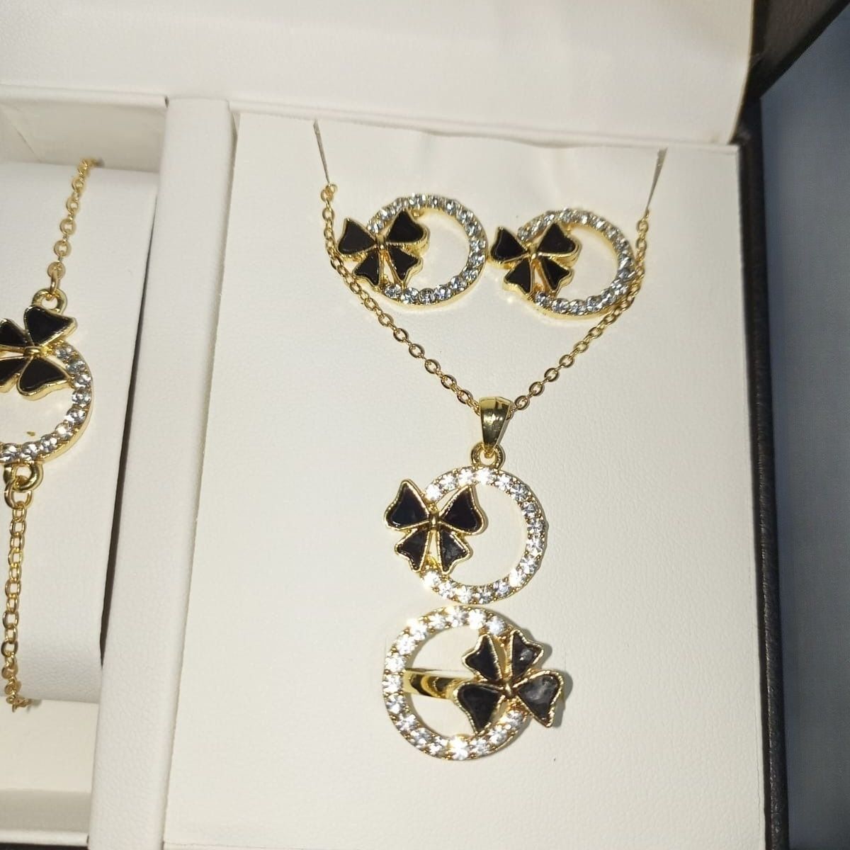 GENERICO - PACK SET DE 6 PIEZAS RELOJ ARETES PULSERA COLLAR ANILLO Y ESTUCHE