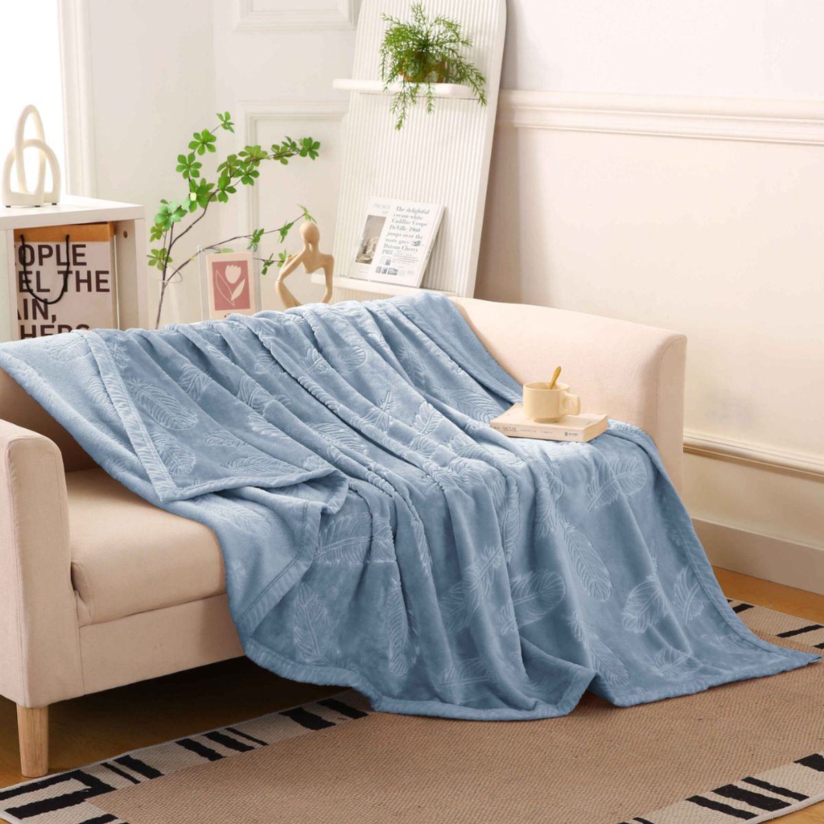 GOLDSUN - MANTA  ALTO RELIEVE CON DISEÑO DE HOJAS