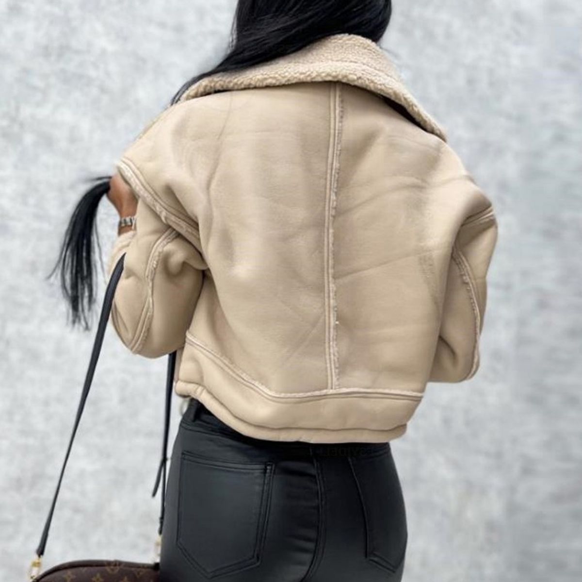 GIOIO - Chaqueta Mujer Peluche Corta Cremallera Motera Casual Invierno