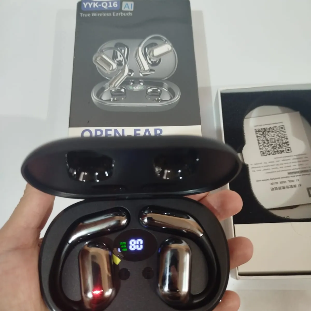 SUI GENERIS - AUDIFONOS  TRADUCTOR DE 147 IDIOMAS CON CANCELACION DE RUIDO