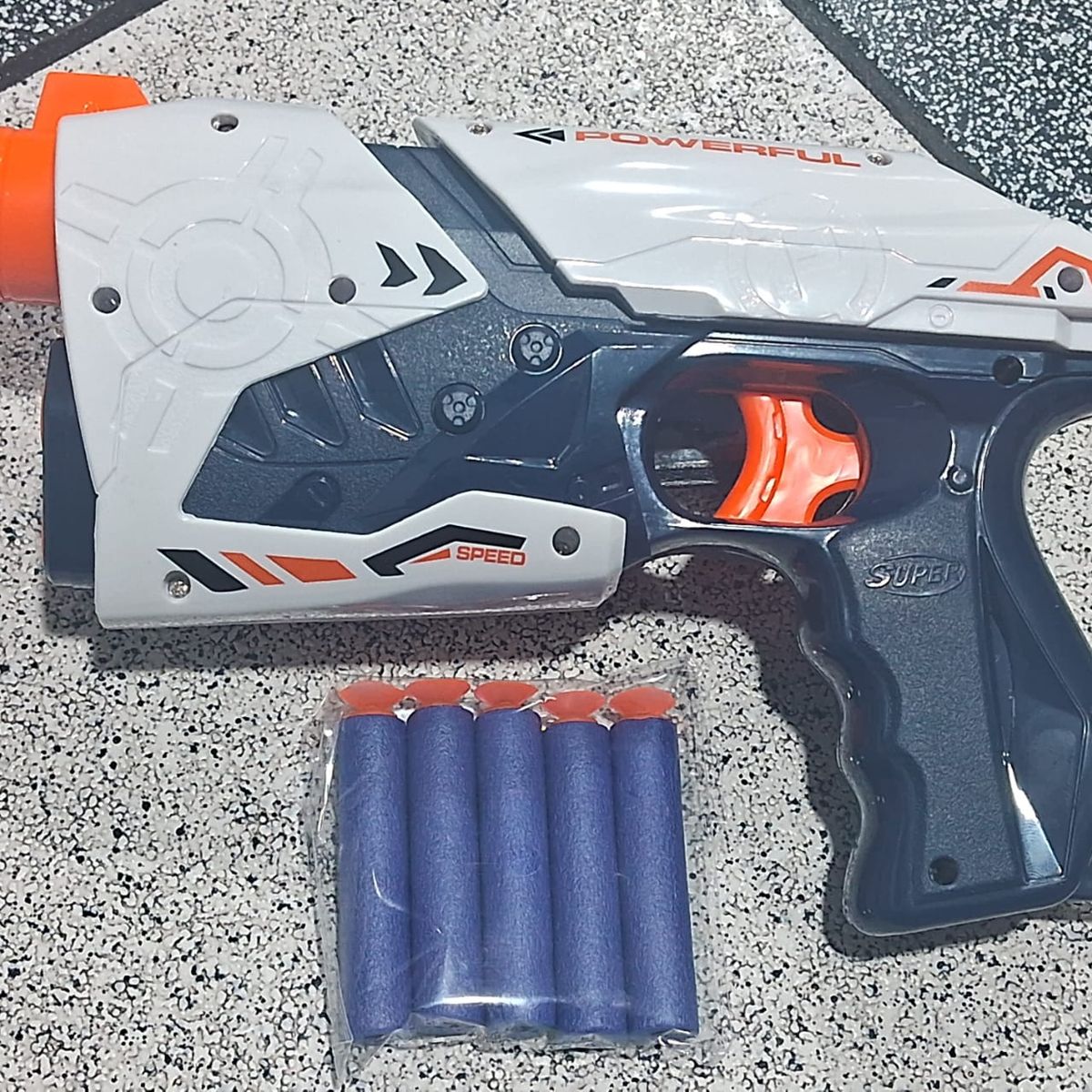 GENERICO - BLAST   PISTOLA DE JUGUETE CON LANZA DARDOS