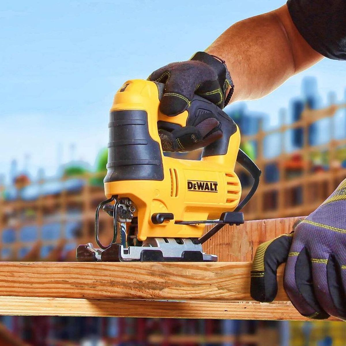 DEWALT - Sierra Caladora 650W 85mm + Atornillador 12V 1 Bat y Carg DWE300-K10