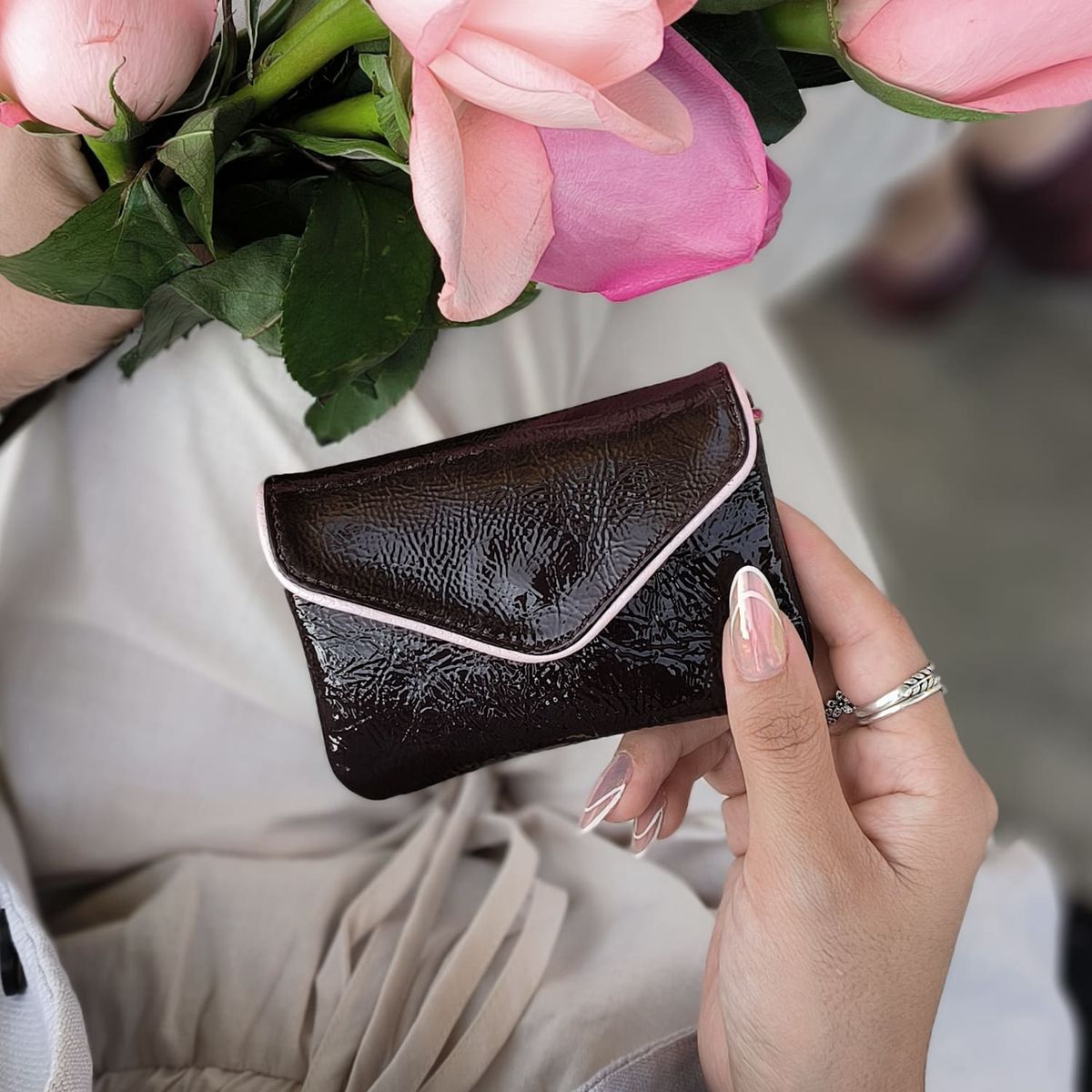 IRISABA - MONEDERO DE CUERO IRISABA PARA MUJER THAIS VINO