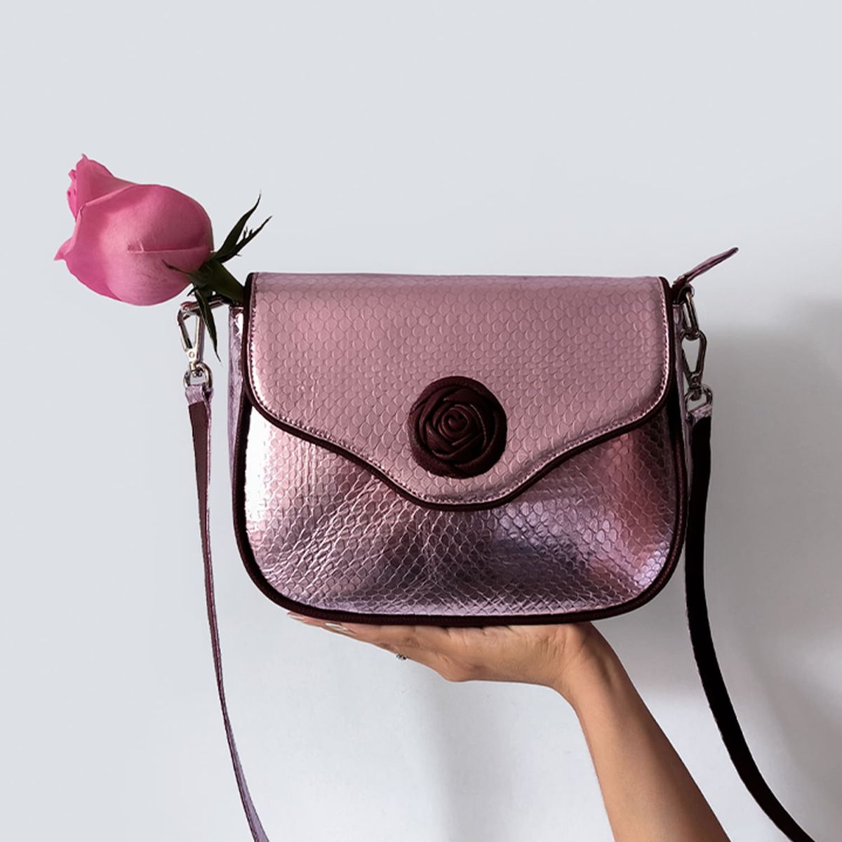 IRISABA - CARTERA DE CUERO IRISABA PARA MUJER ROSSETTA ROSADO METALIZADO