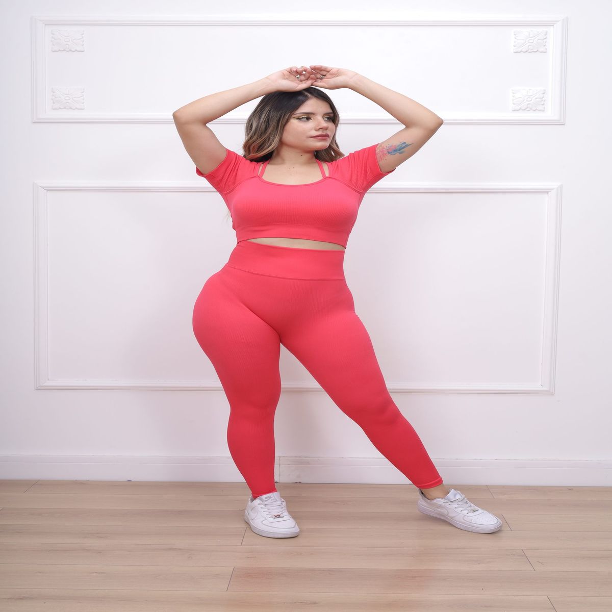 GENERICO - CONJUNTO YOGA MANGA CORTA