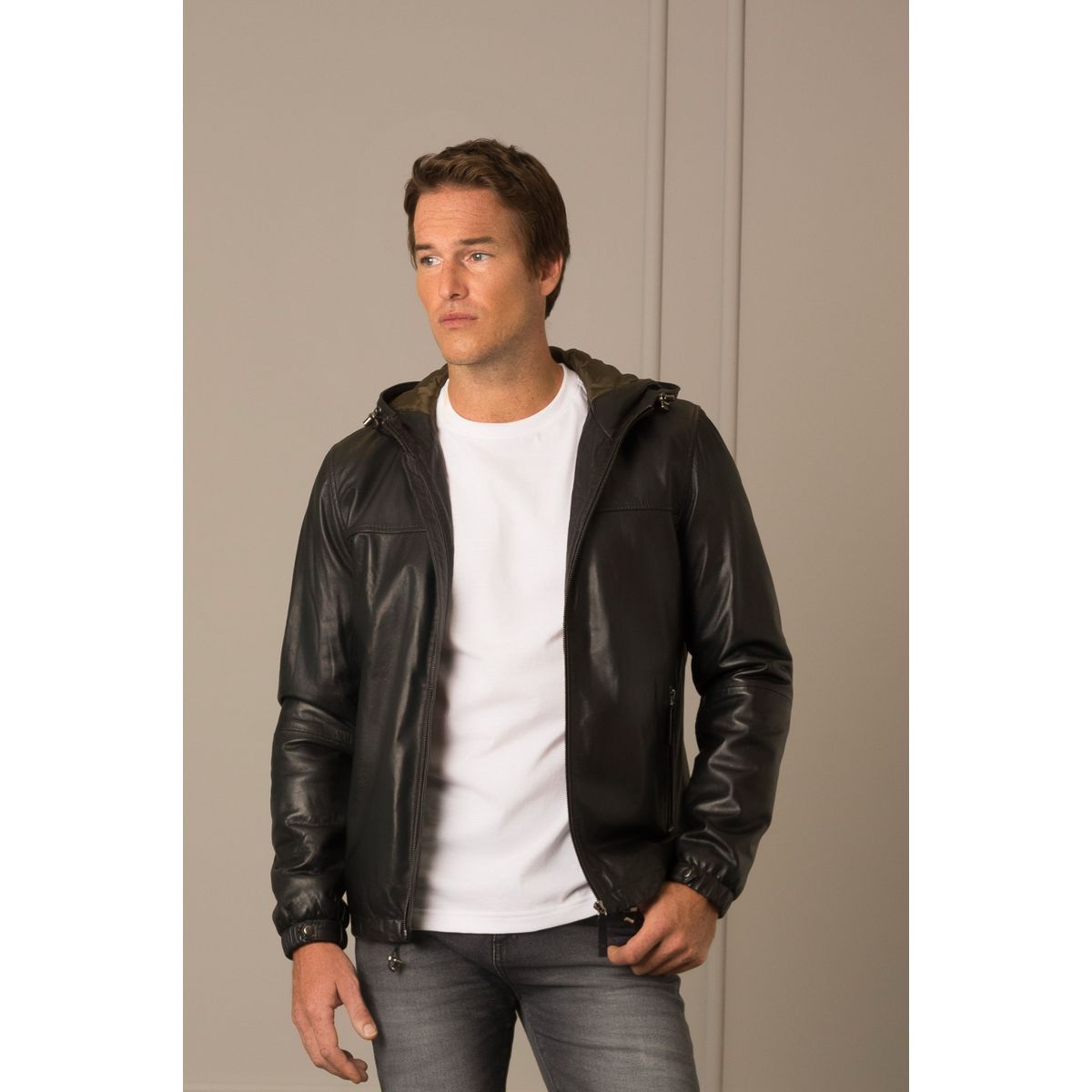 VELEZ - Vélez Casaca Sporty Humanista Cuero Hombre Capucha Negro