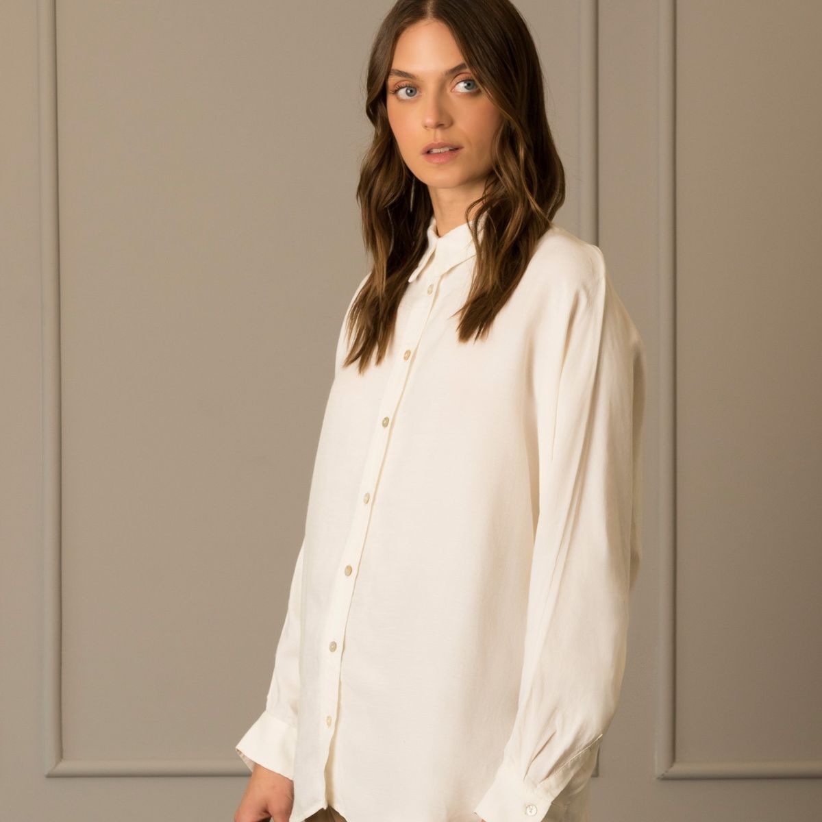 VELEZ - Vélez Camisa Manga Larga Tomillo Mujer Fit Oversized Blanco