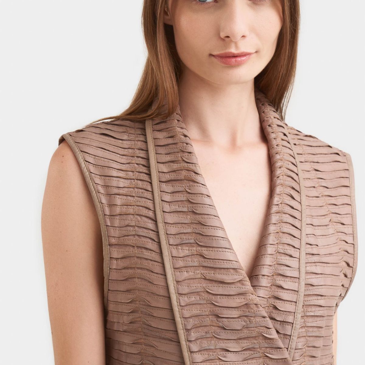 VELEZ - Vélez Chaleco Kalahari De Cuero Mujer Silueta Recta Canela