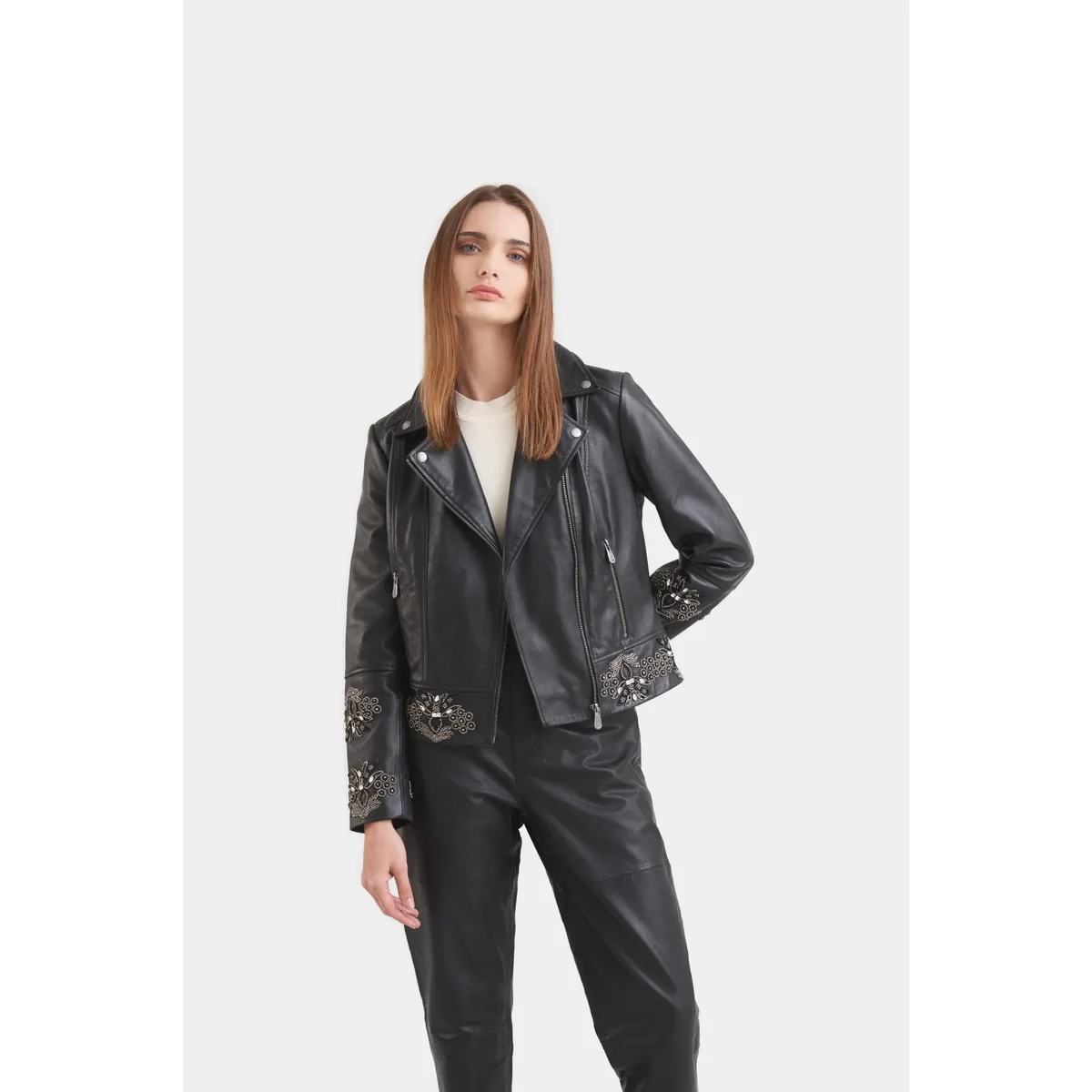 VELEZ - Vélez Biker Iris Cuero Mujer Detalles Bordados  Negro