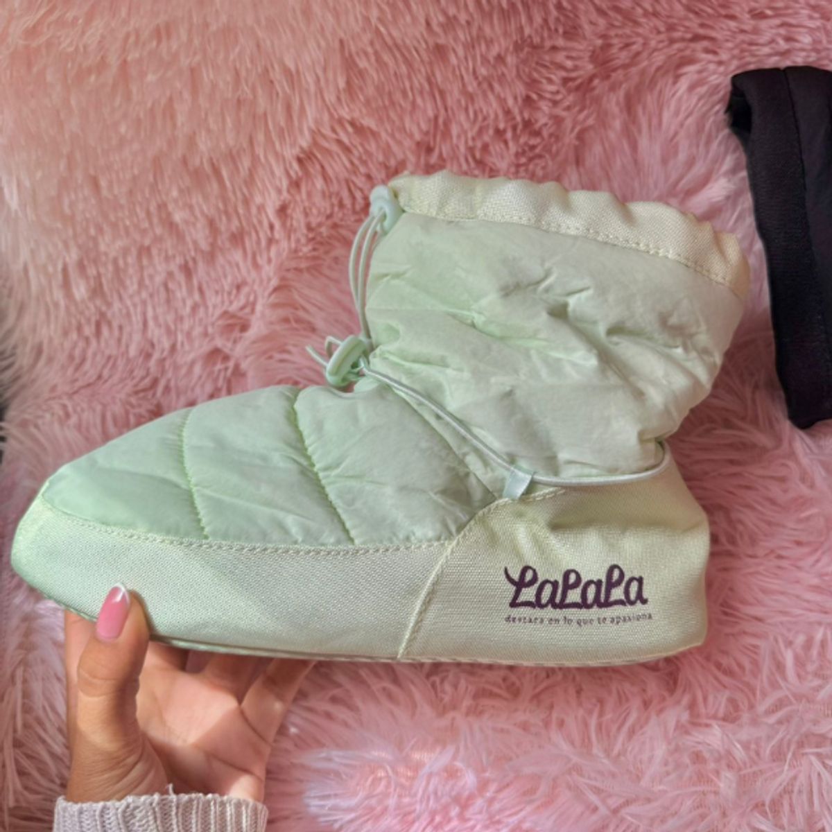 GENERICO - BOTAS CALENTADORAS LALALA