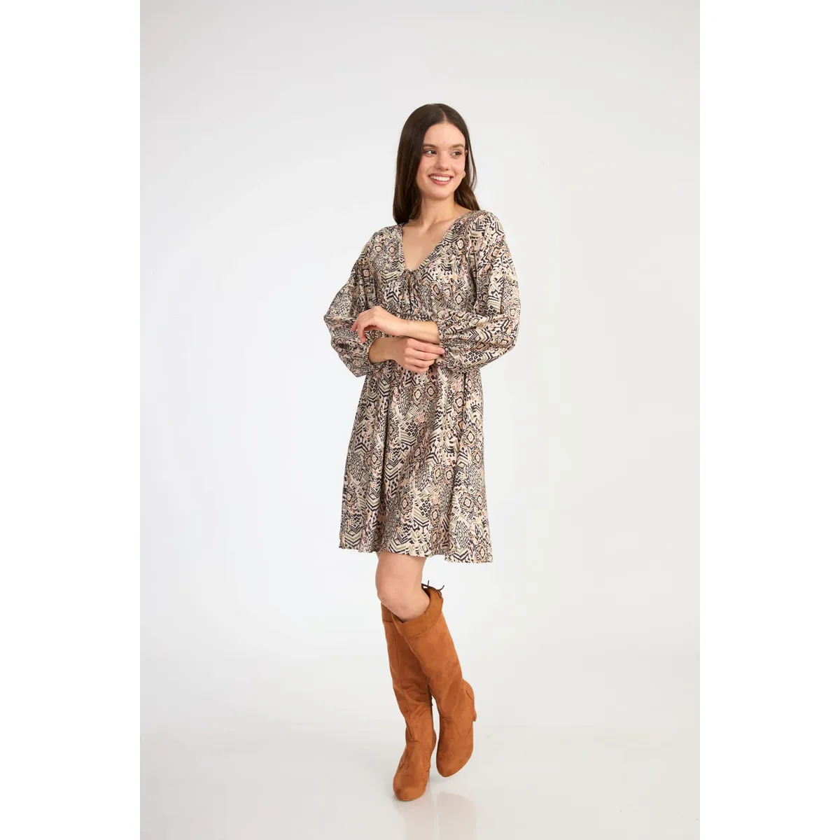 GENERICO - VESTIDO CORTO ESTAMPADO MARINA  ALMAT