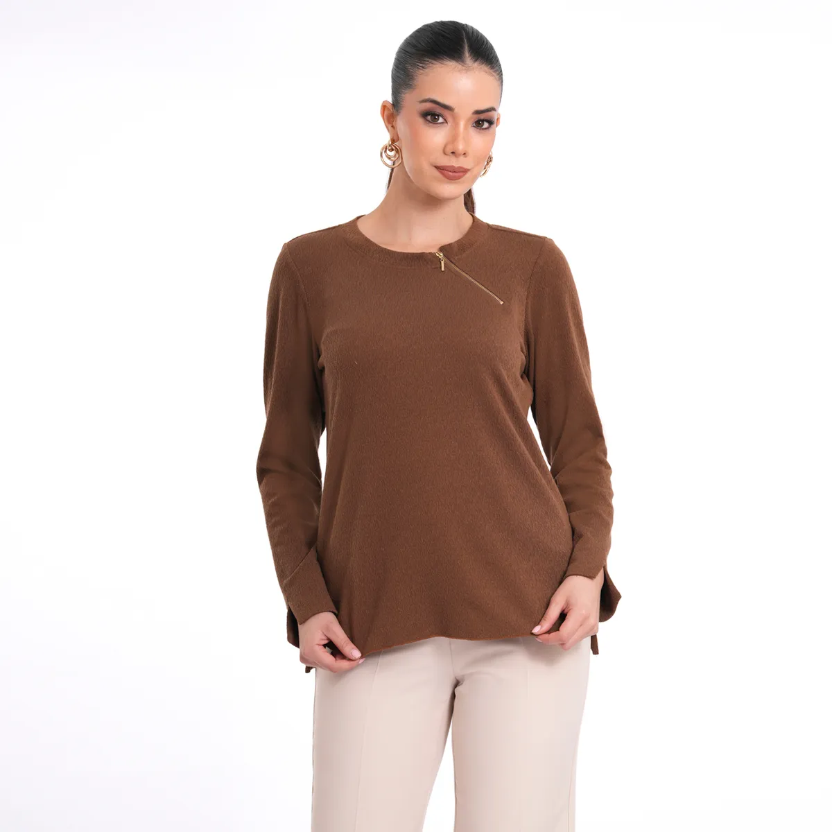 MAE ALCOTT - CHOMPA  ALBA MAE ALCOTT