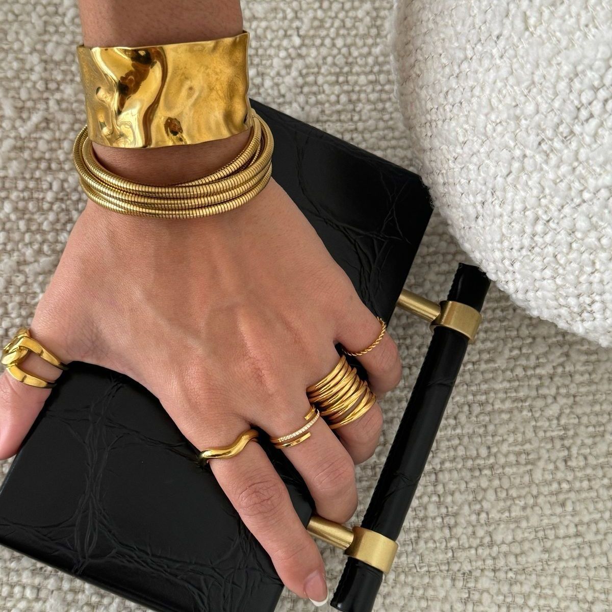 GENERICO - Nuevo brazalete abierto de Metal geométrico circular mujer -dorado