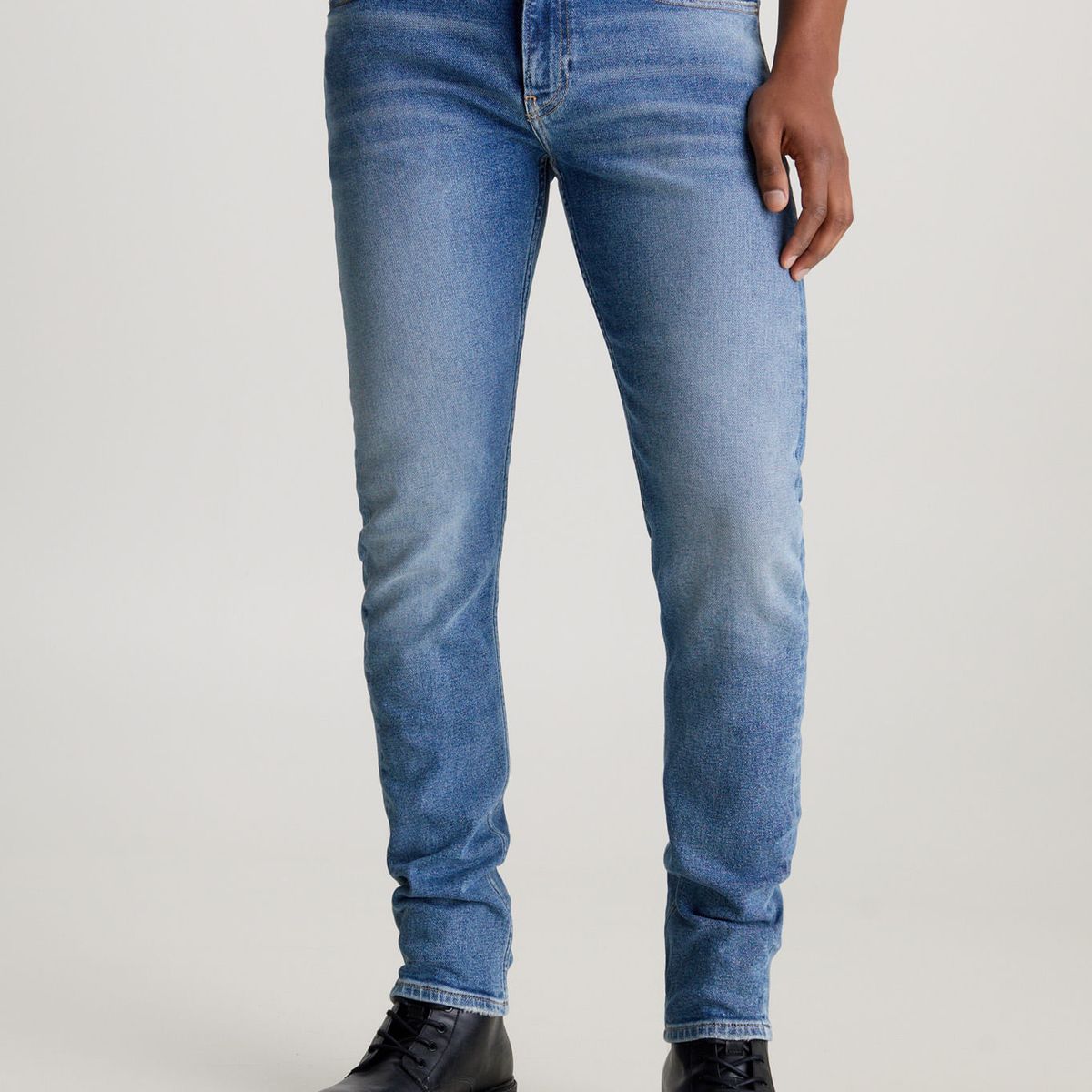 CALVIN KLEIN - JEAN SLIM TAPER