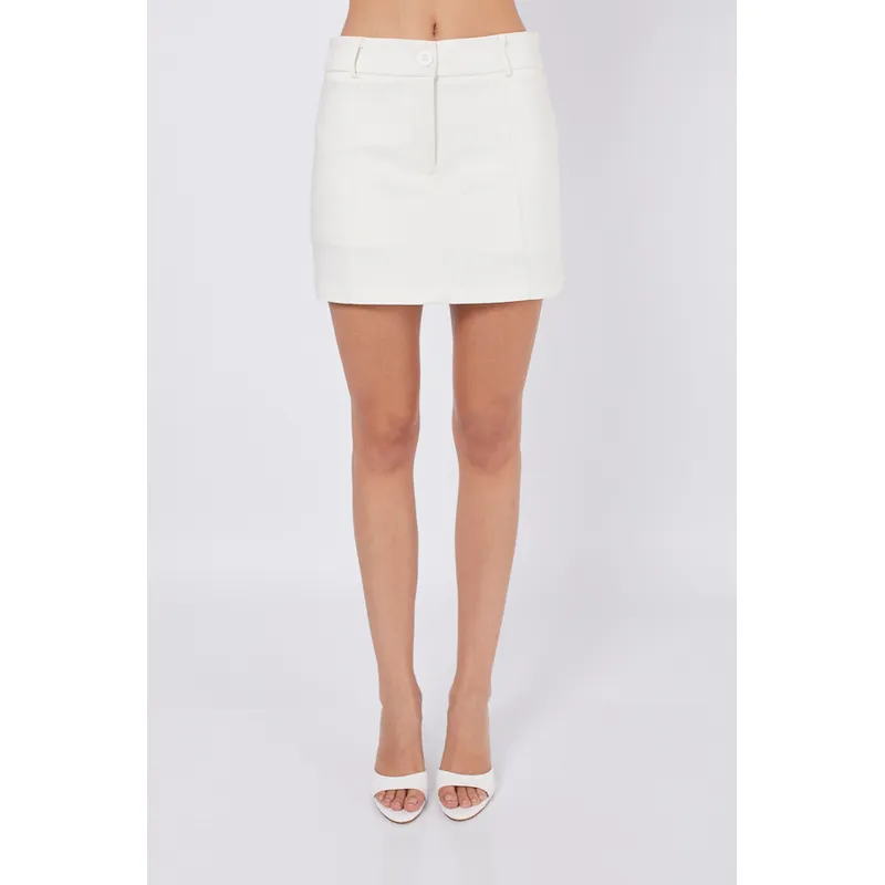 BANATY - FALDA SHORT CASUAL CON PINZAS DE MUJER