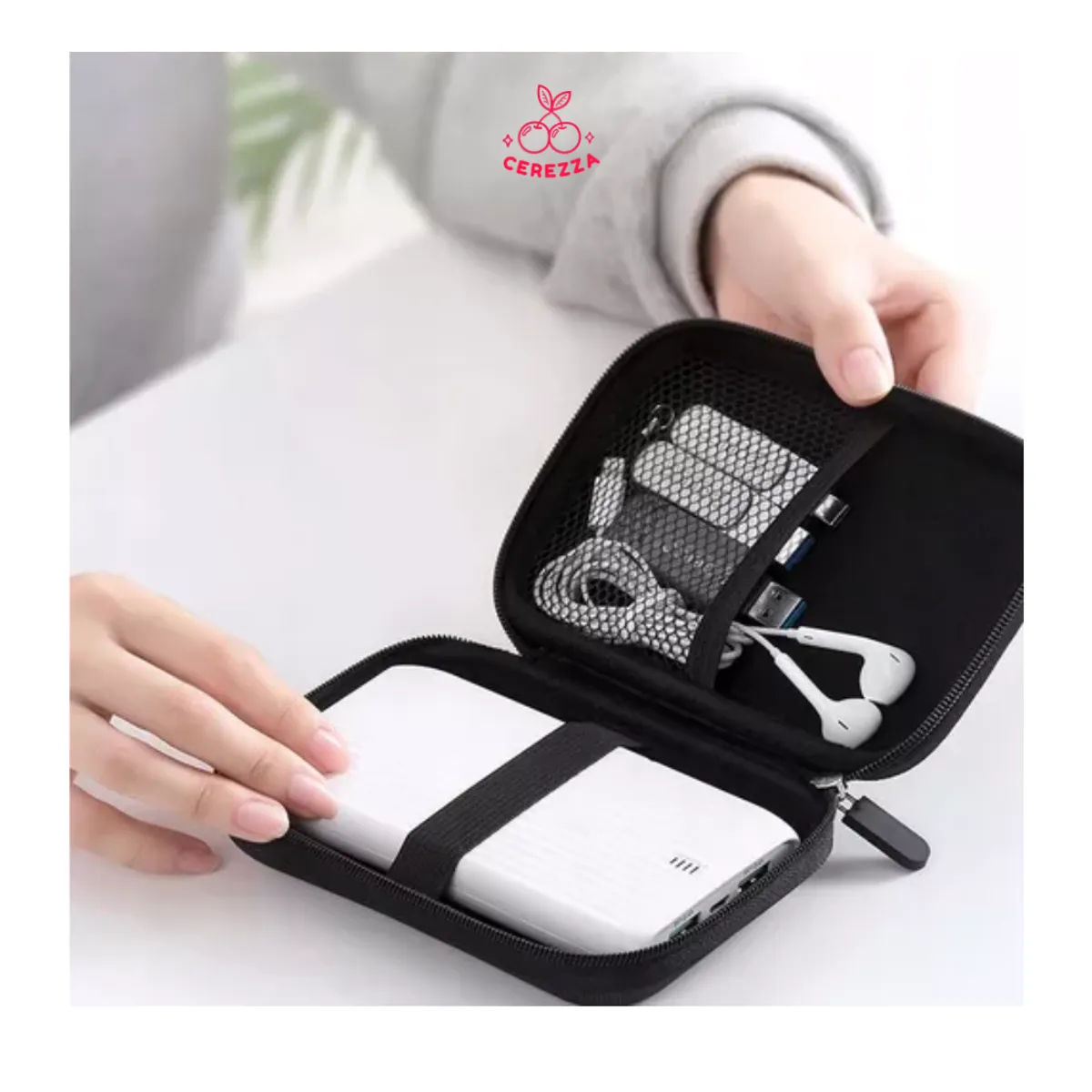 GENERICO - ESTUCHE ANTI GOLPES PARA DISCO DURO EXTERNO 2.5 CON CIERRE AZUL CUADRO