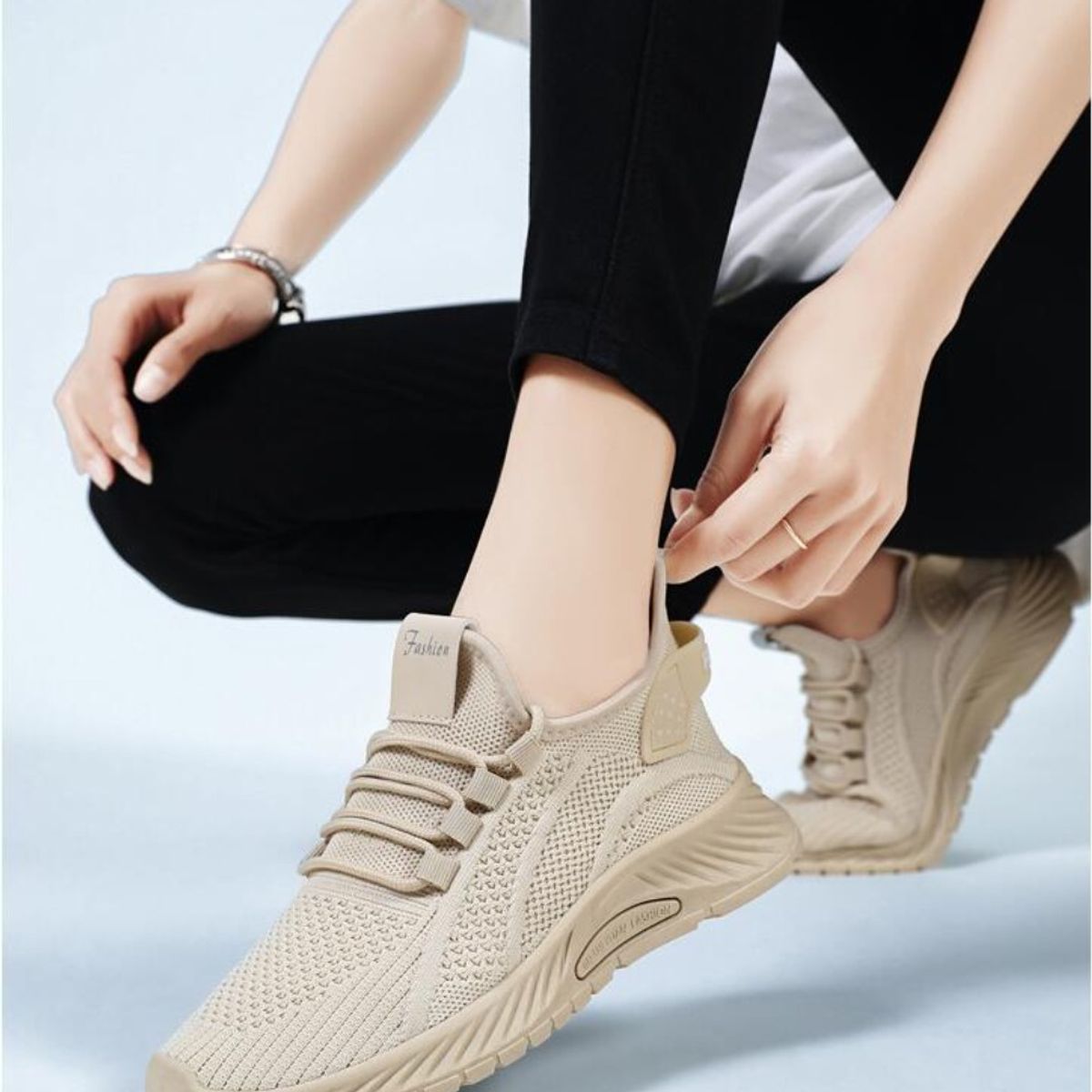 SINOCAMCO - ZAPATILLAS UNISEX G2806 COLOR BEIGE