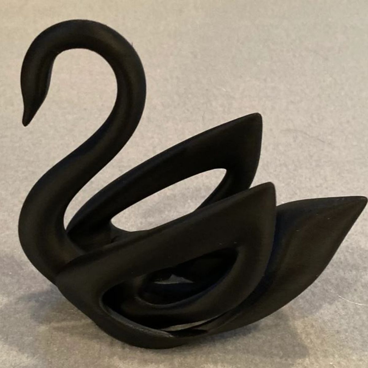 GENERICO - ADORNO EXCLUSIVO CISNE NEGRO 23cm x 11cm x 24cm