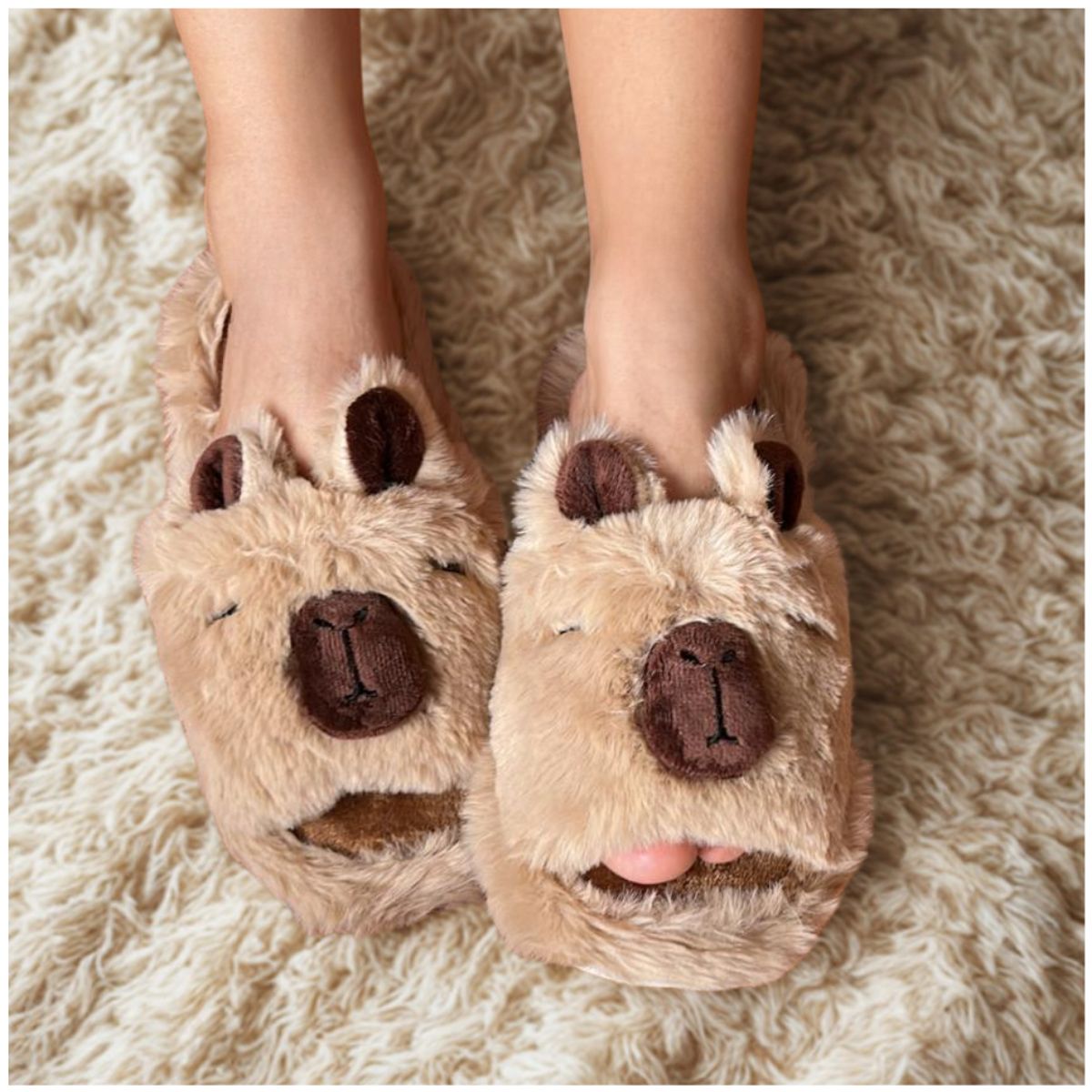 INSPIRA MARKET - Pantuflas de Capibara Biege Kawai