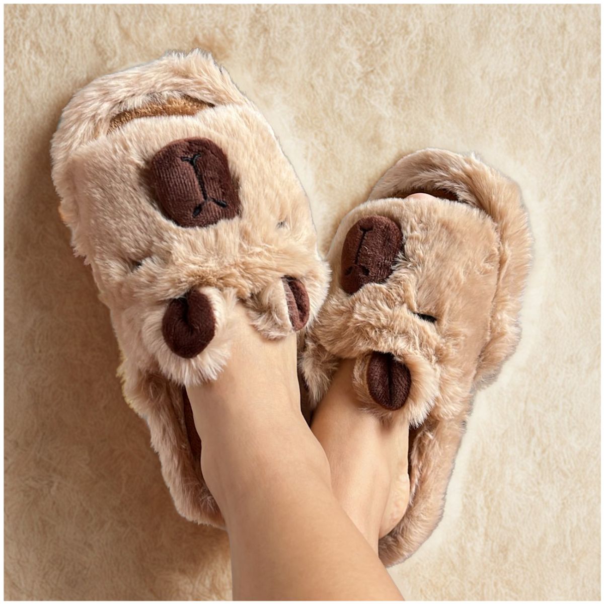 INSPIRA MARKET - Pantuflas de Capibara Biege Kawai