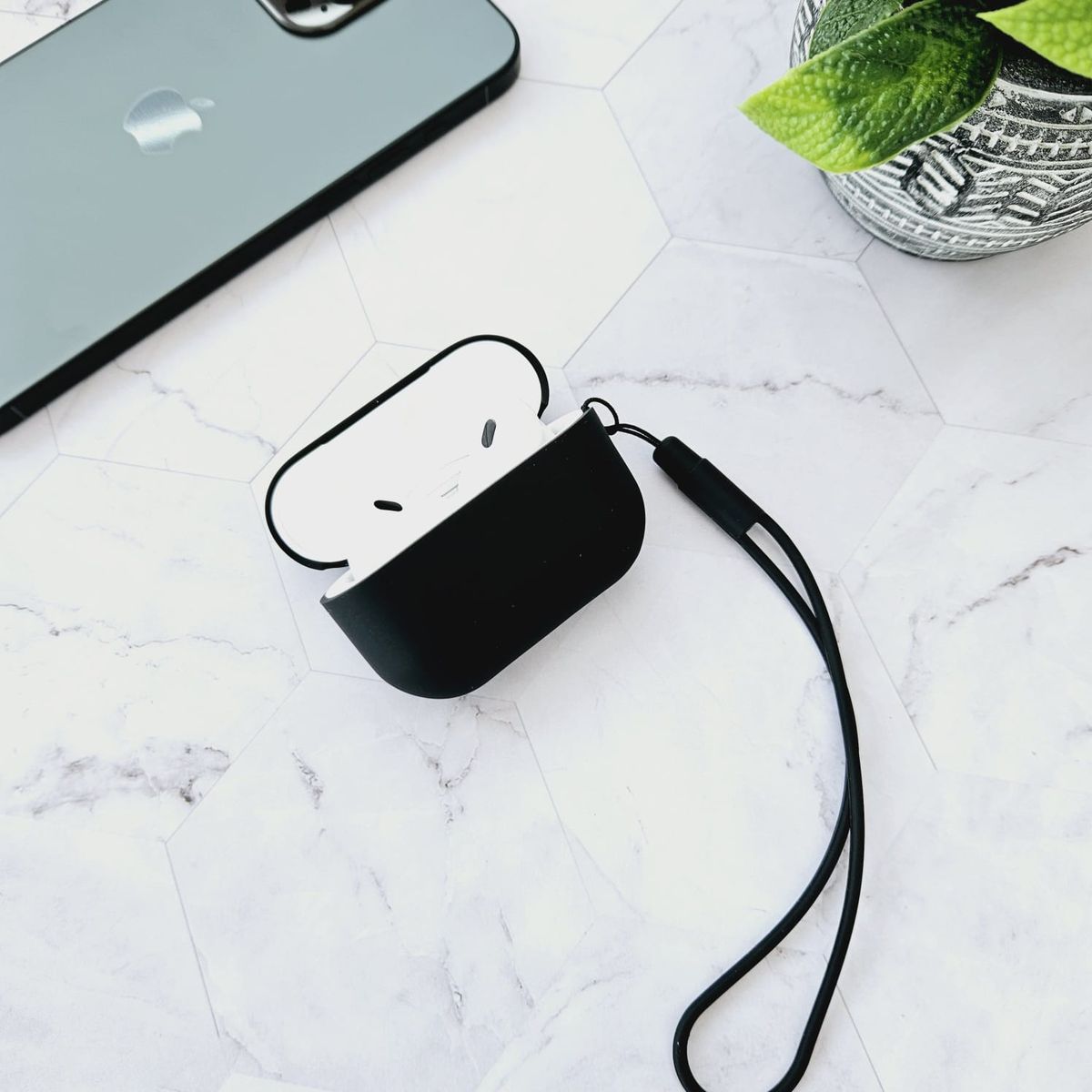 GENERICO - Case Funda Silicona para AIRPODS PRO 1 / 2 - Negro