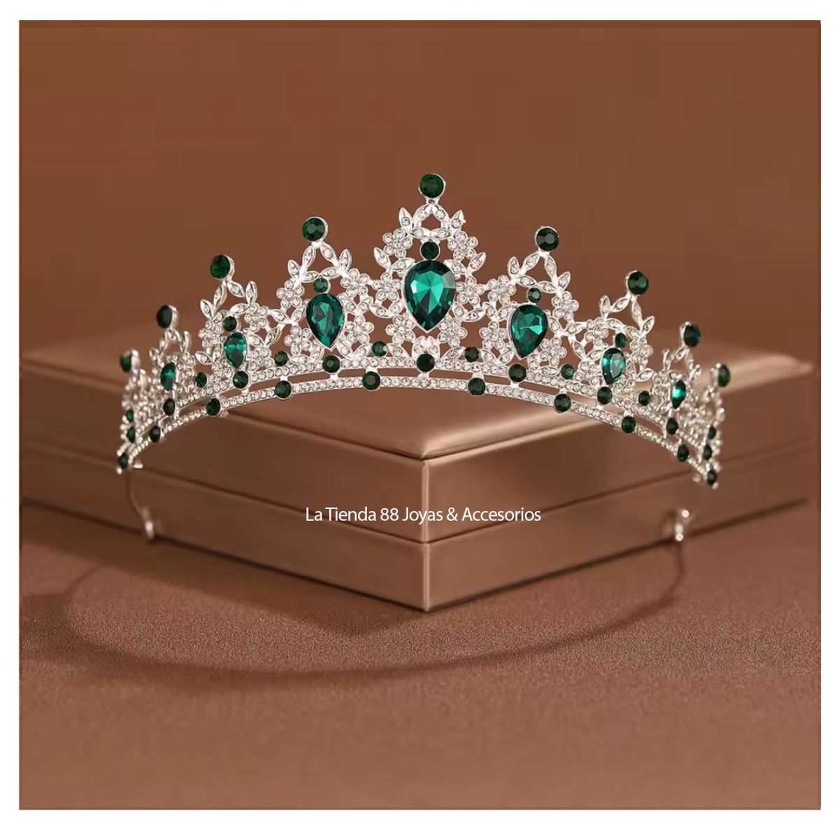 LA TIENDA 88 JOYAS Y ACCESORIOS - La Tienda 88 - Set Conjunto Novia Corona Tiara collar y aretes - Verde